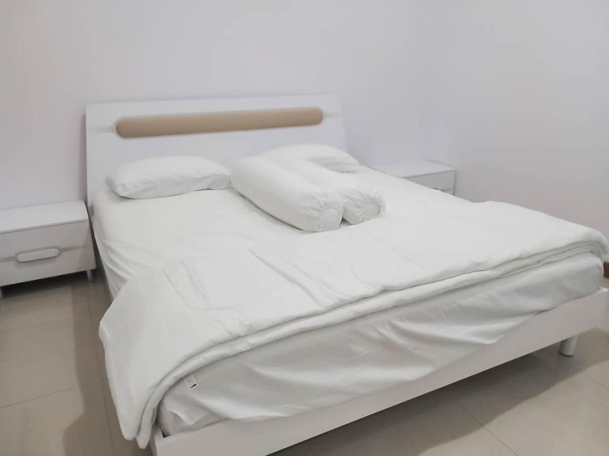 Standard Double Room with Shared Bathroom