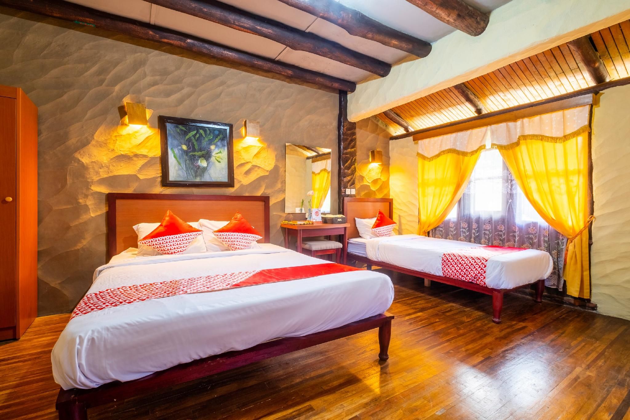 Deluxe Family Room