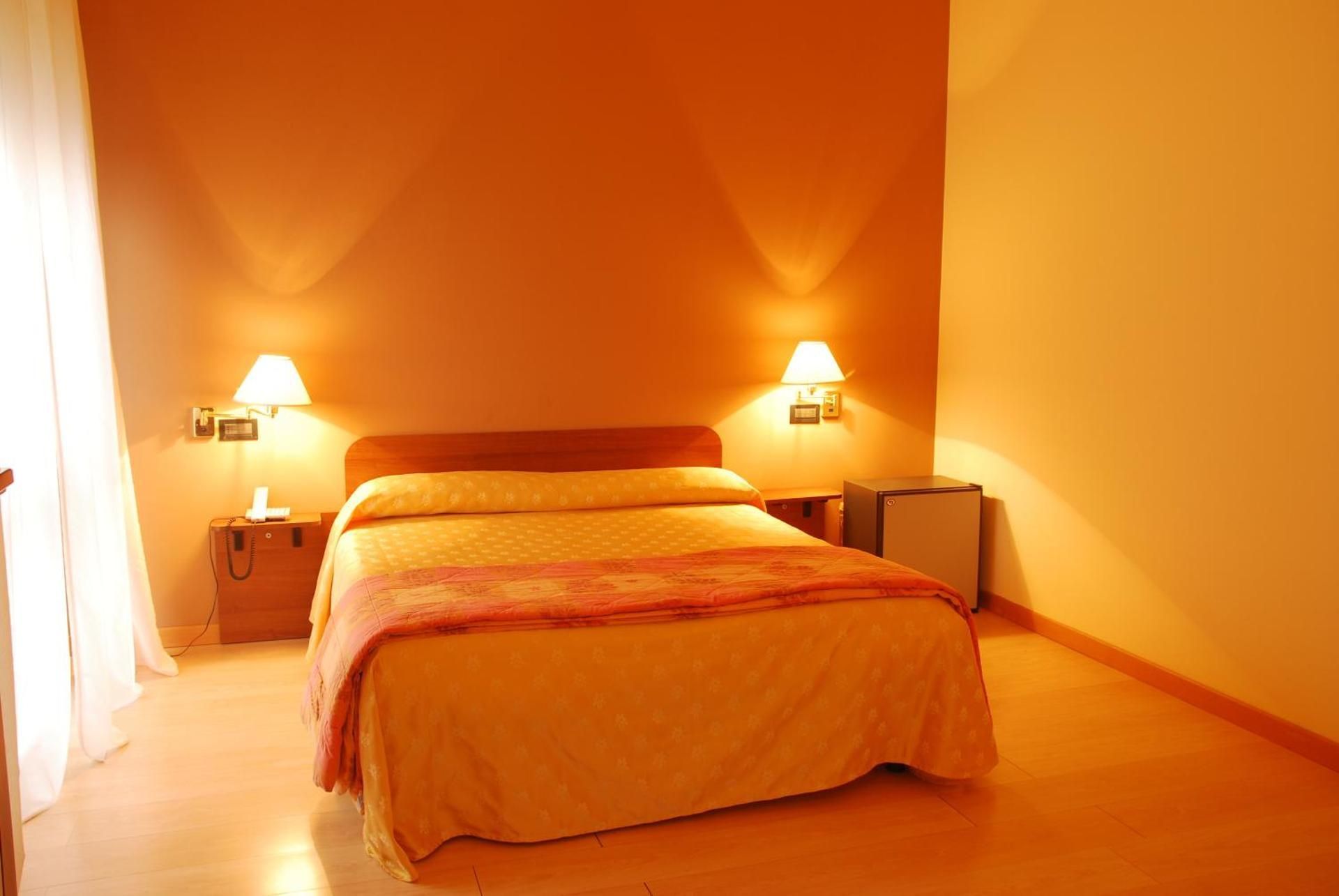 Nuovo Hotel Vigevano Large Family Room 2