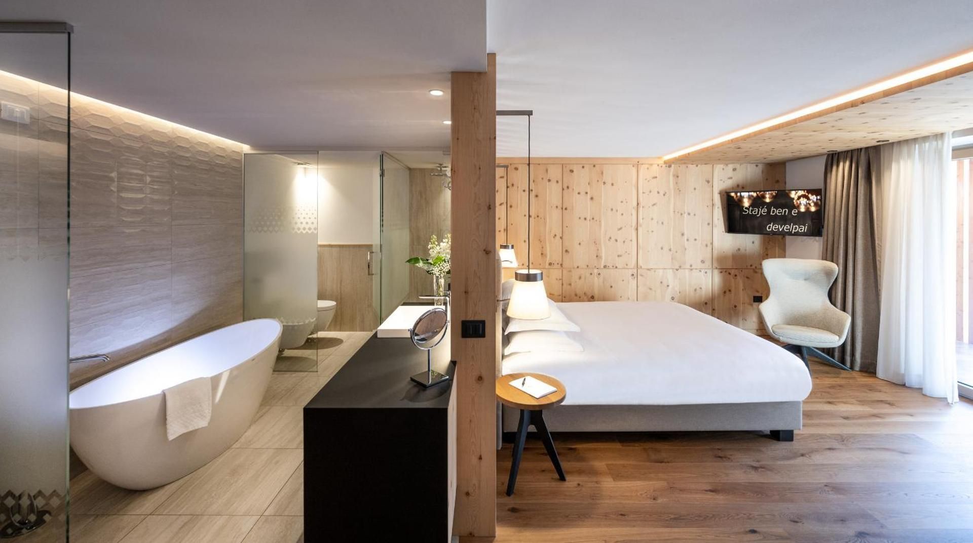 Deluxe Junior Suite