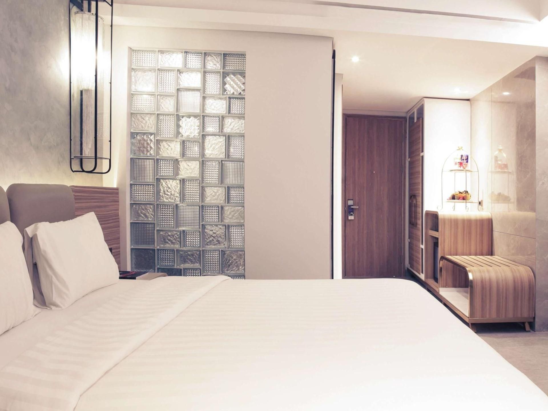 Classic Room with 2 Single Beds