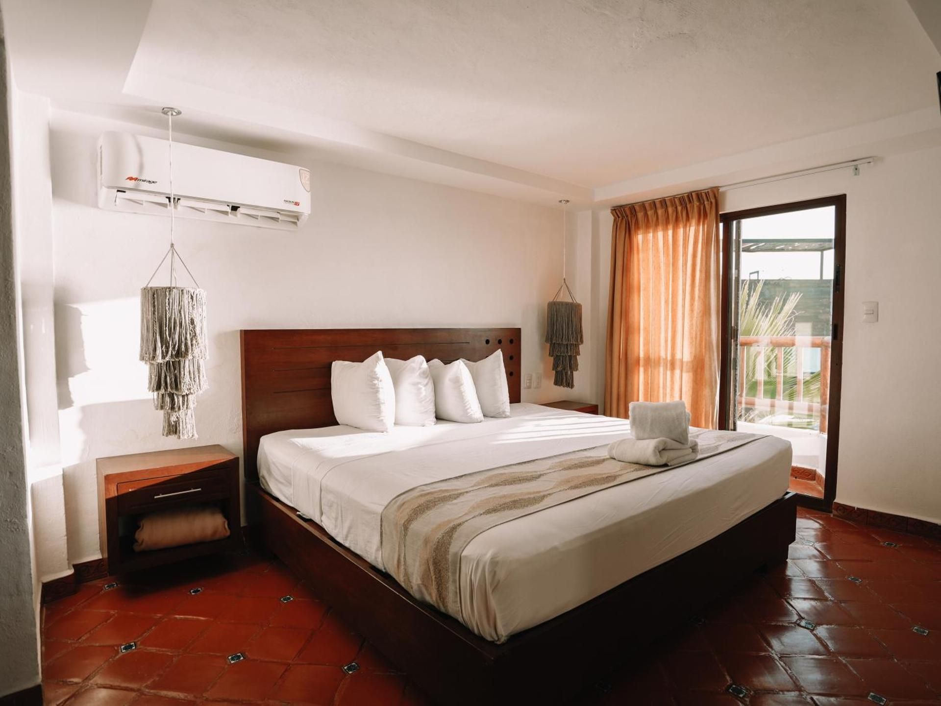 Triple Room with Garden View