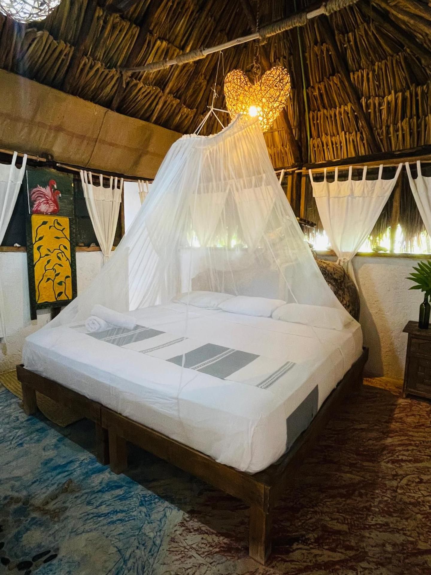  King Bed Bungalow With Interior Private Bathroom 
