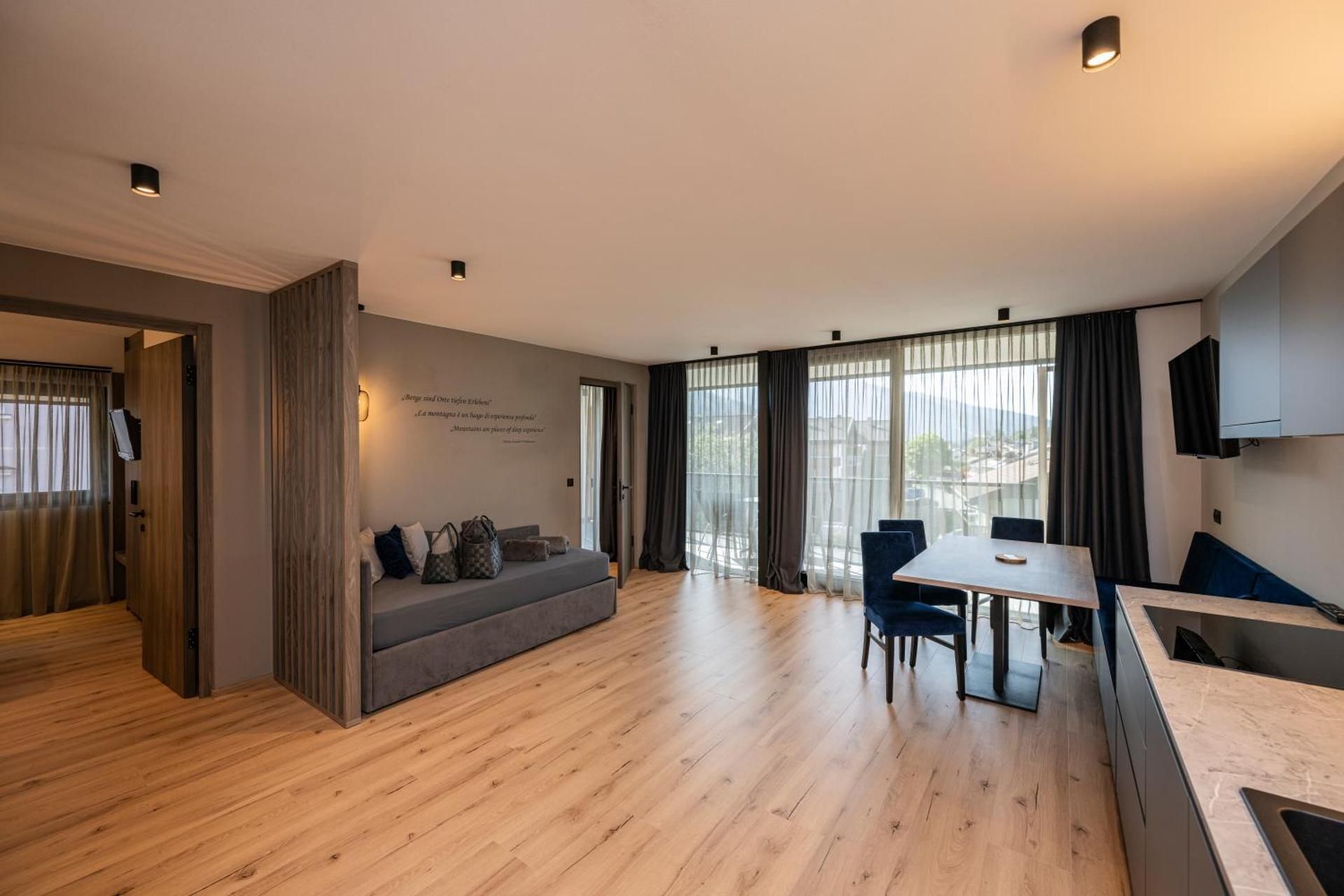 Two-Bedroom Deluxe Apartment