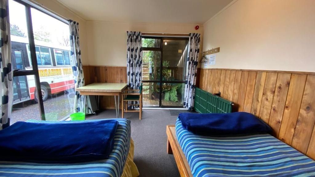 Standard Twin Room with Shared Bathroom