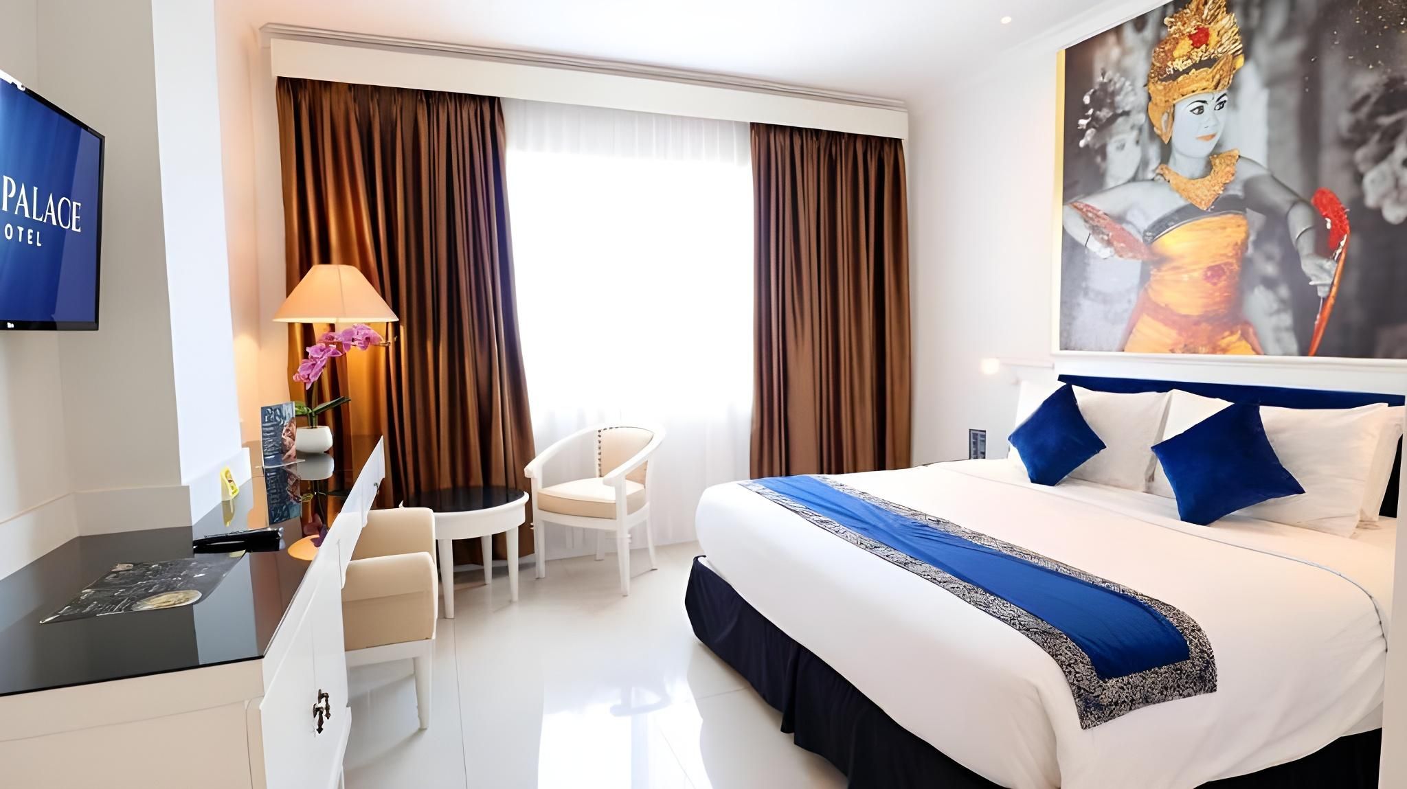 Studio 25 King Bed