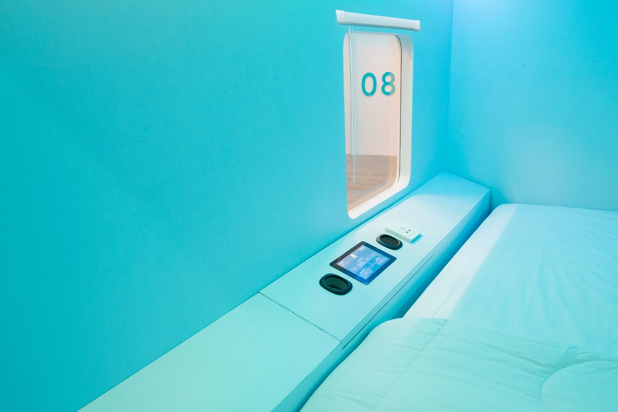 Sky Single Room