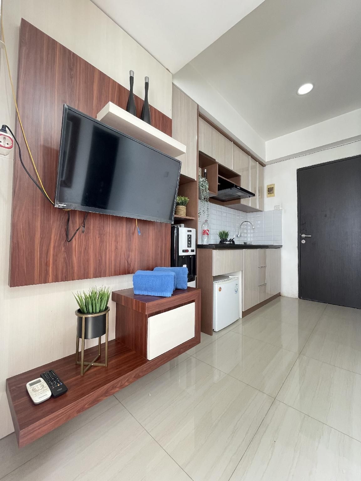 2-Bedroom Apartment