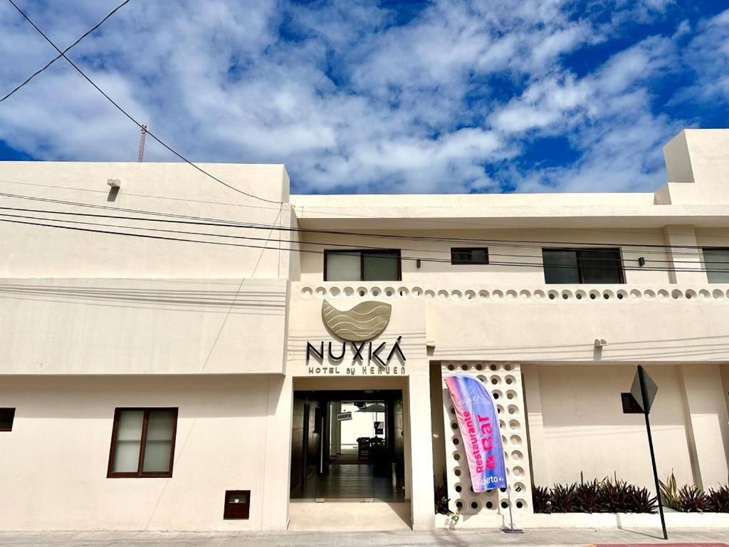 Nuxka Hotel