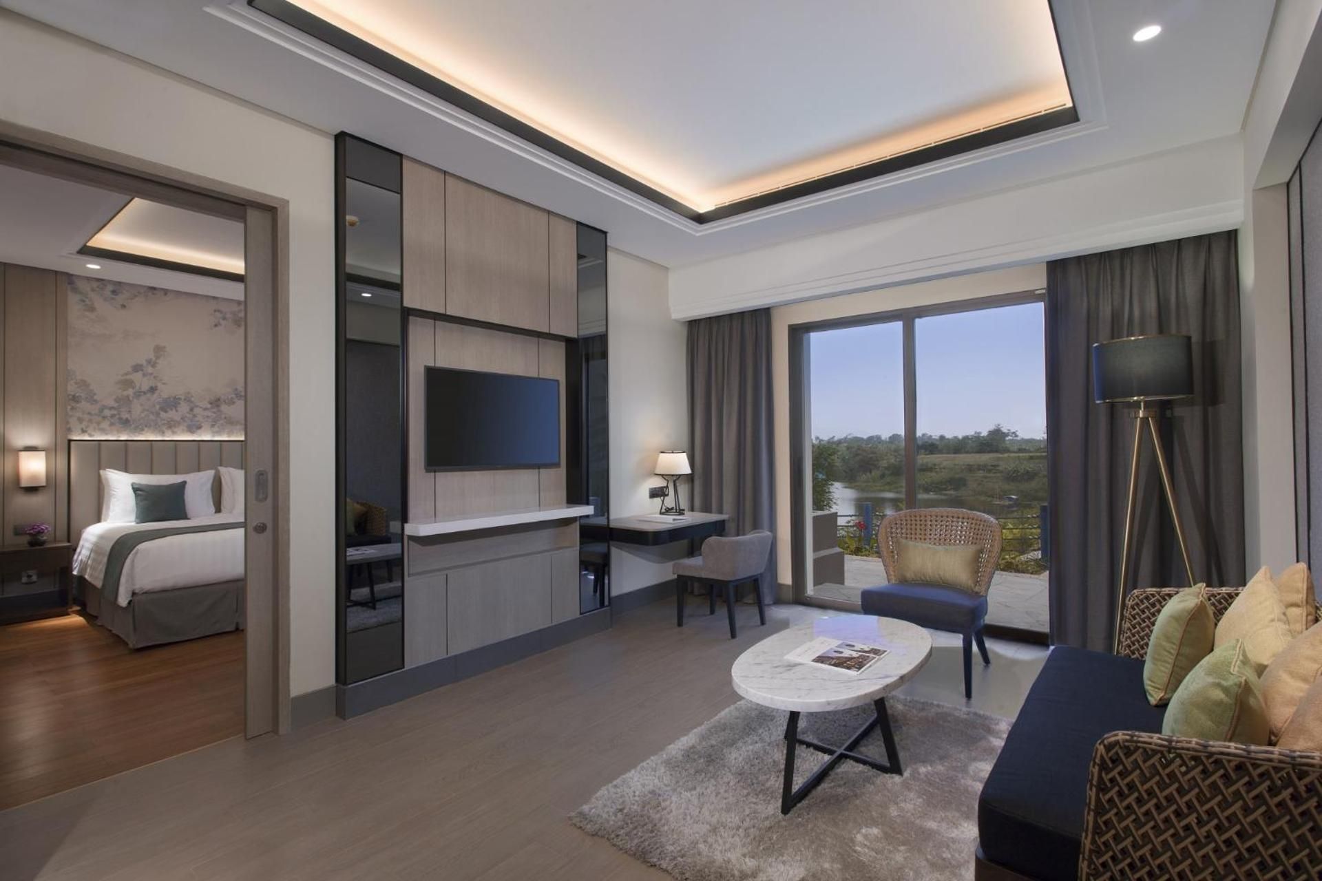 Pine Terrace Suite