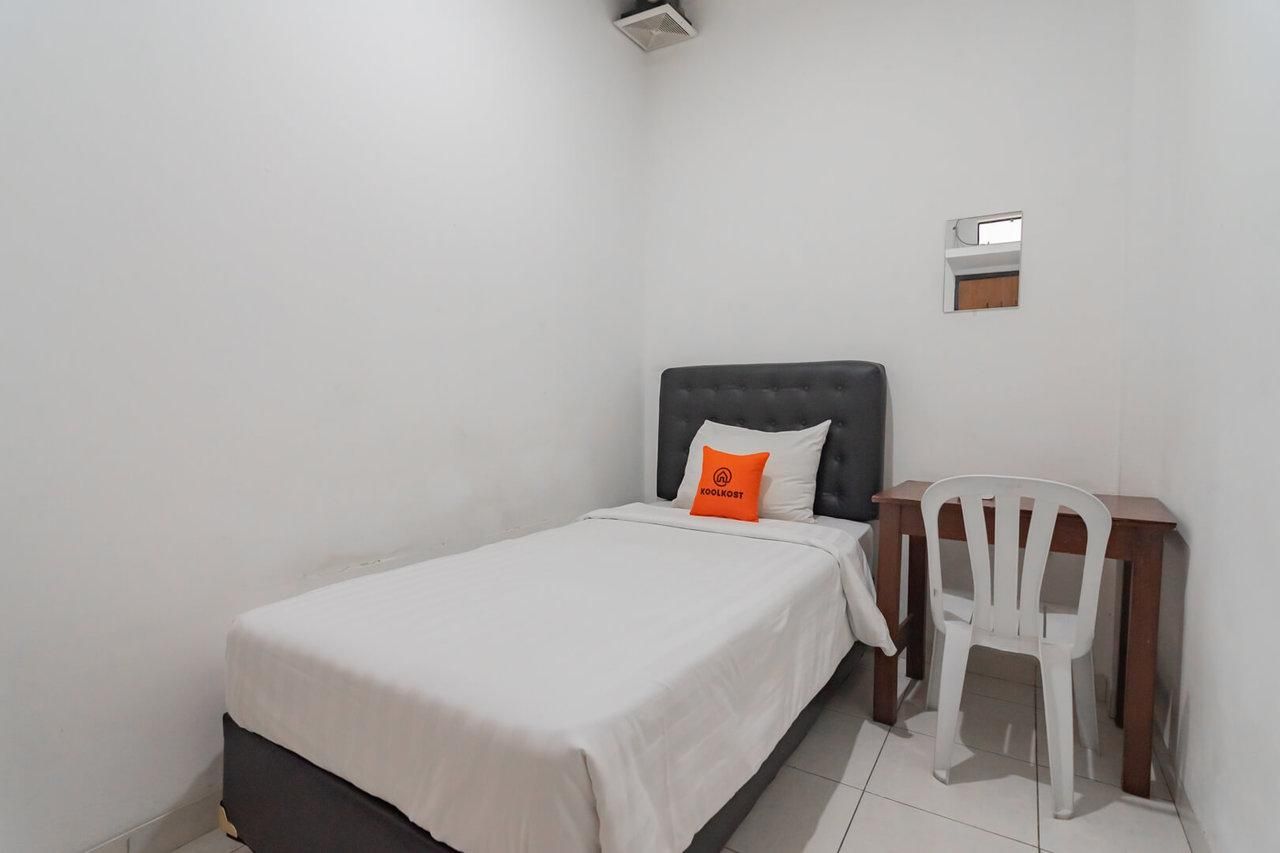 Standard Room without Air Conditioning