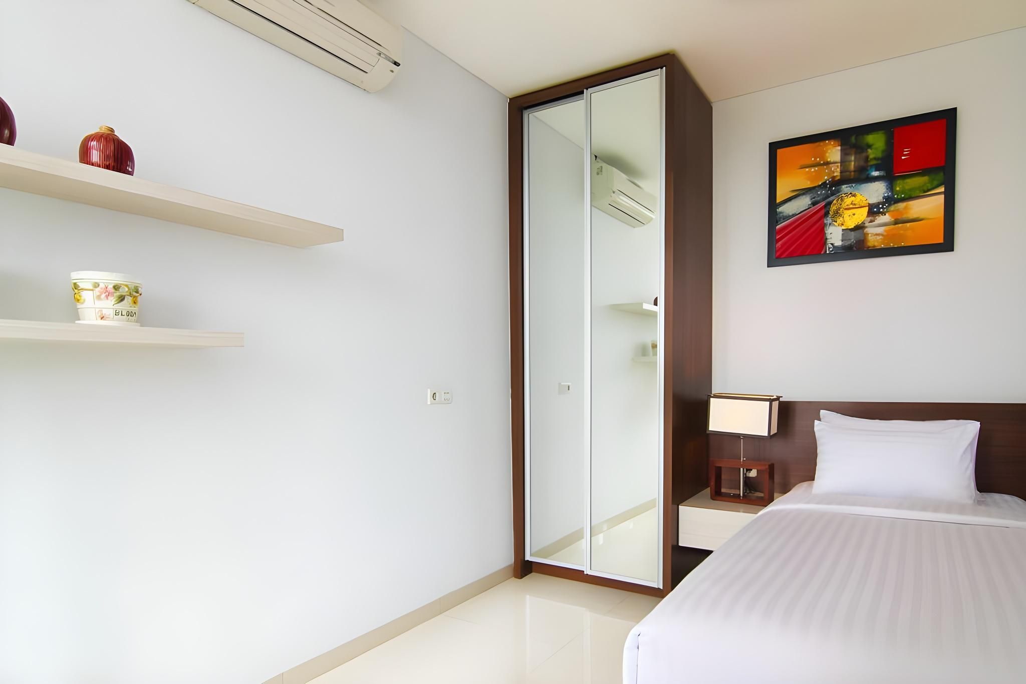 Smart Single Room - Non-Smoking