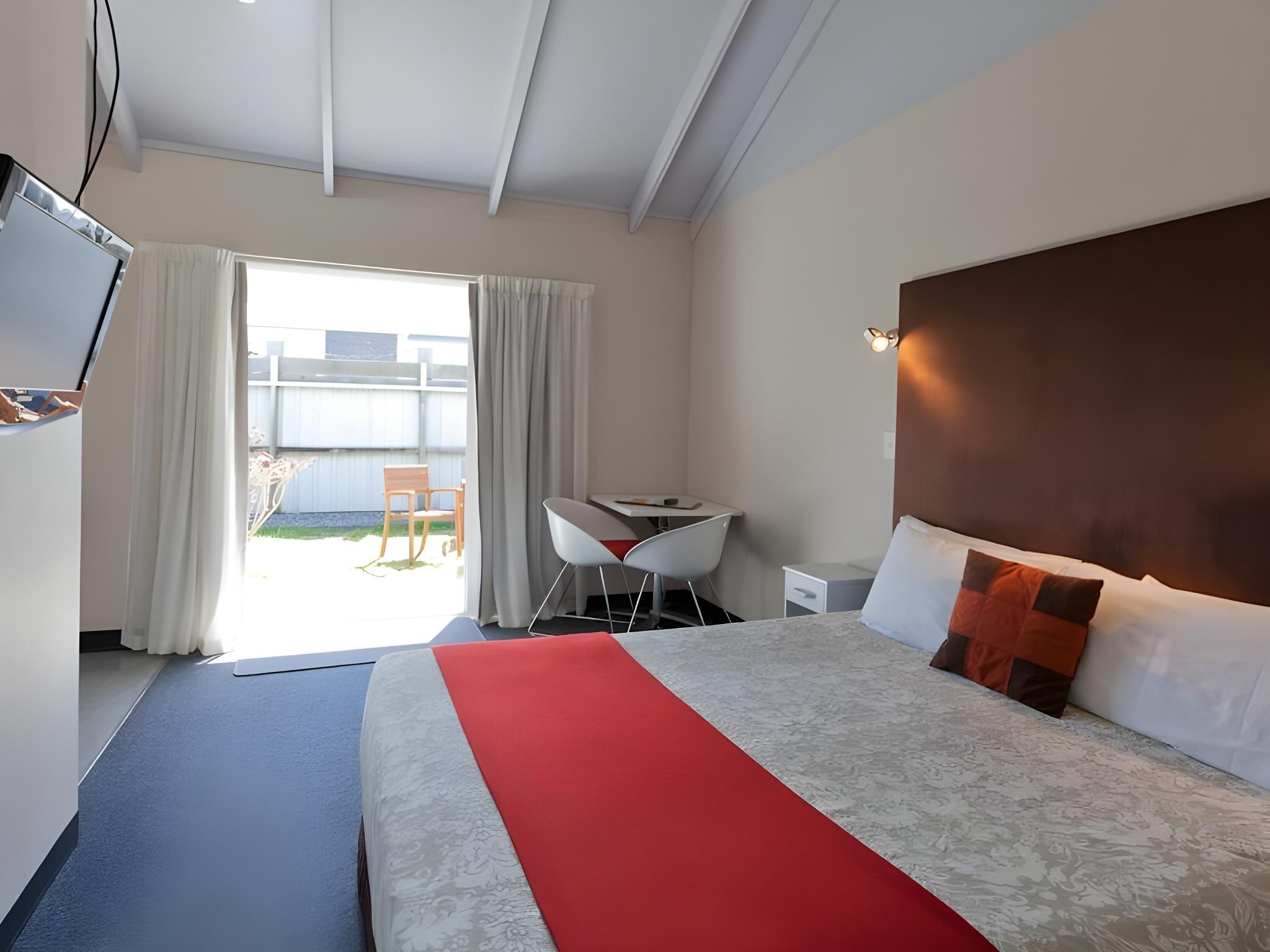 Queen Room
