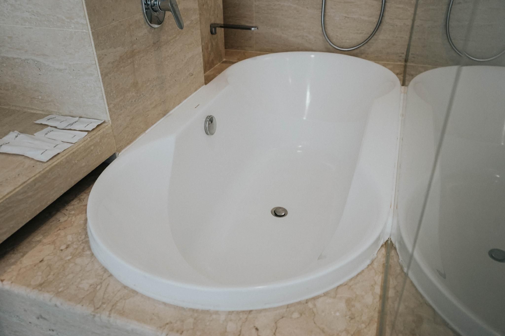 Residence 2-Bedroom Suite with Private Pool and Garden