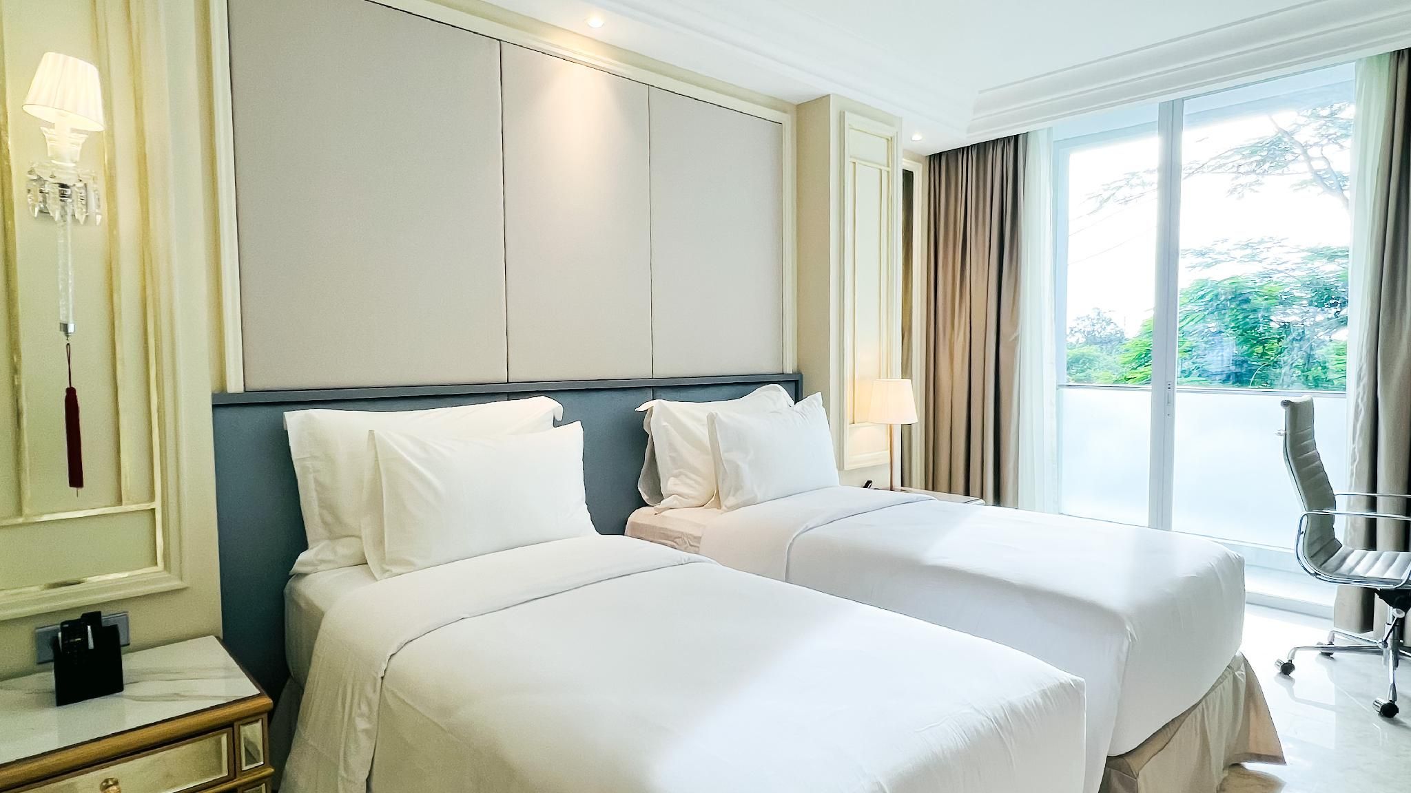 Residence Deluxe Twin Room