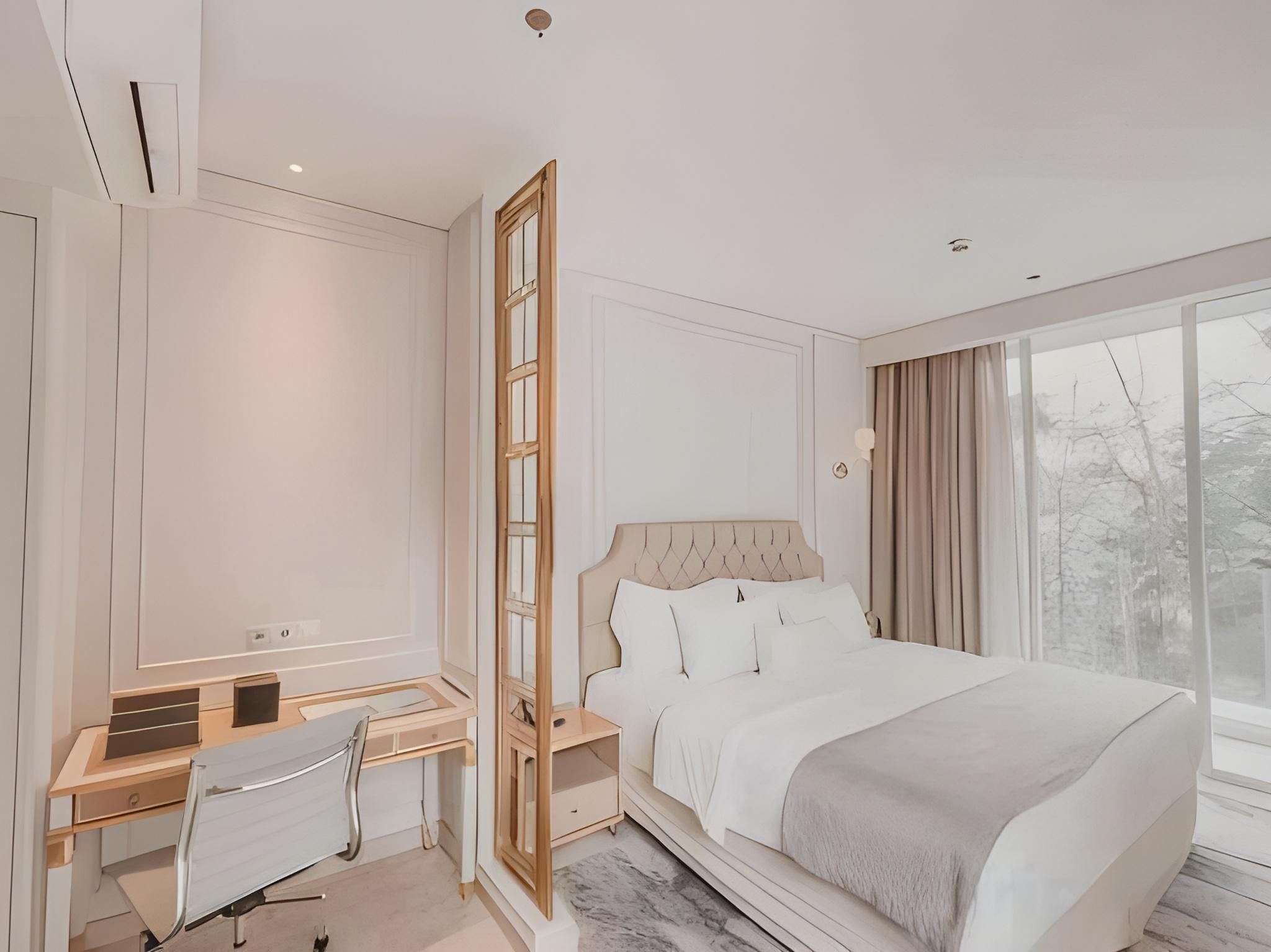 Residence Corner Room with Hot Tub