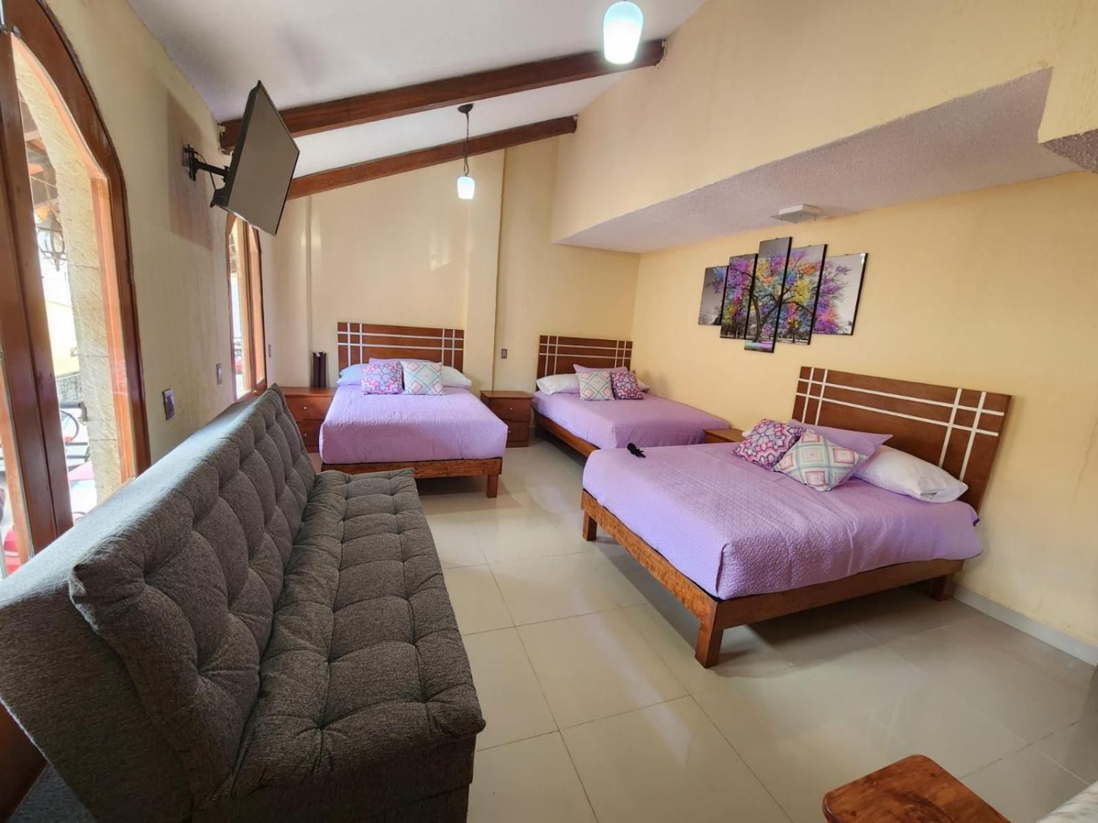 Triple Room