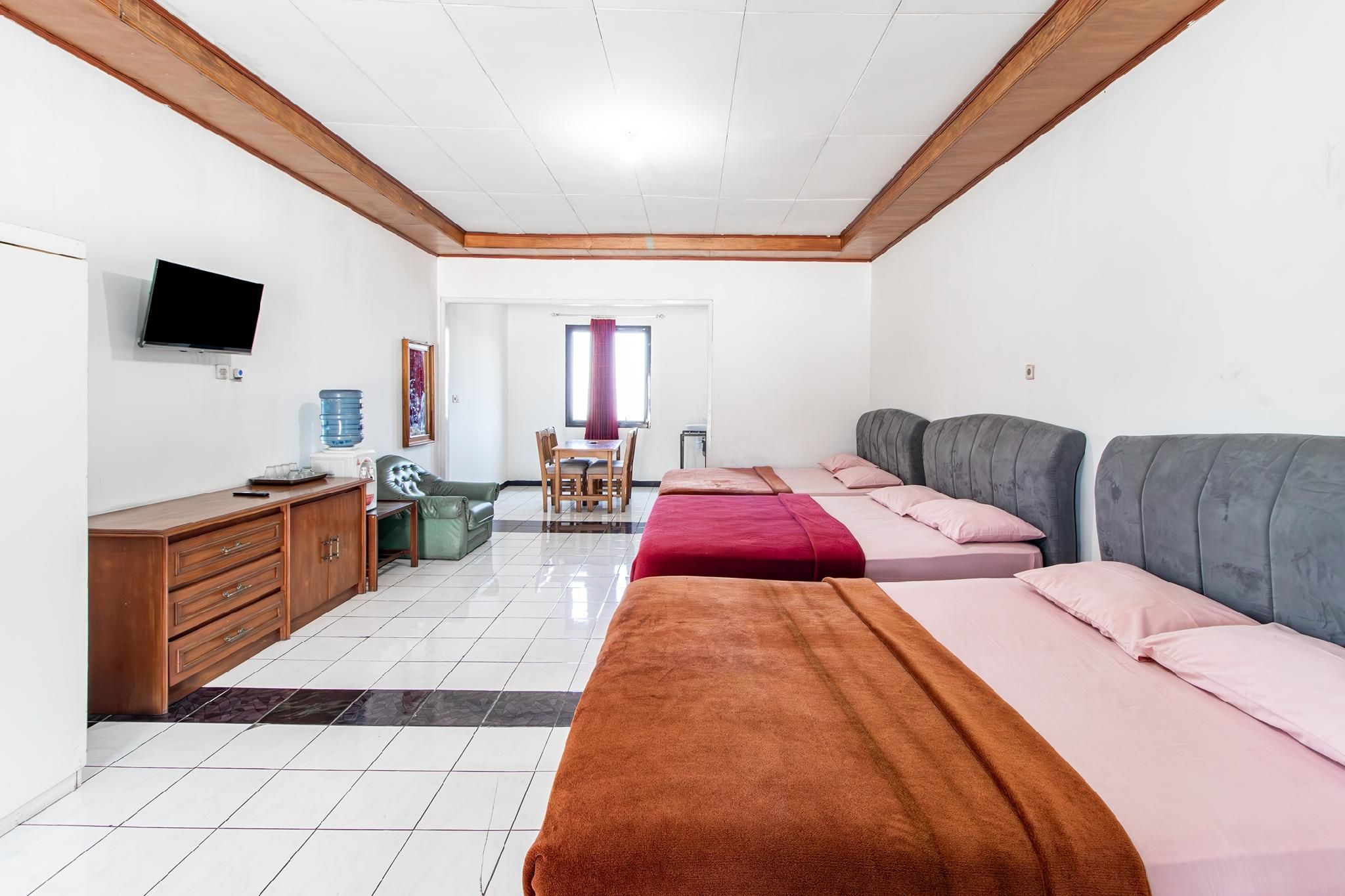 Premier Room