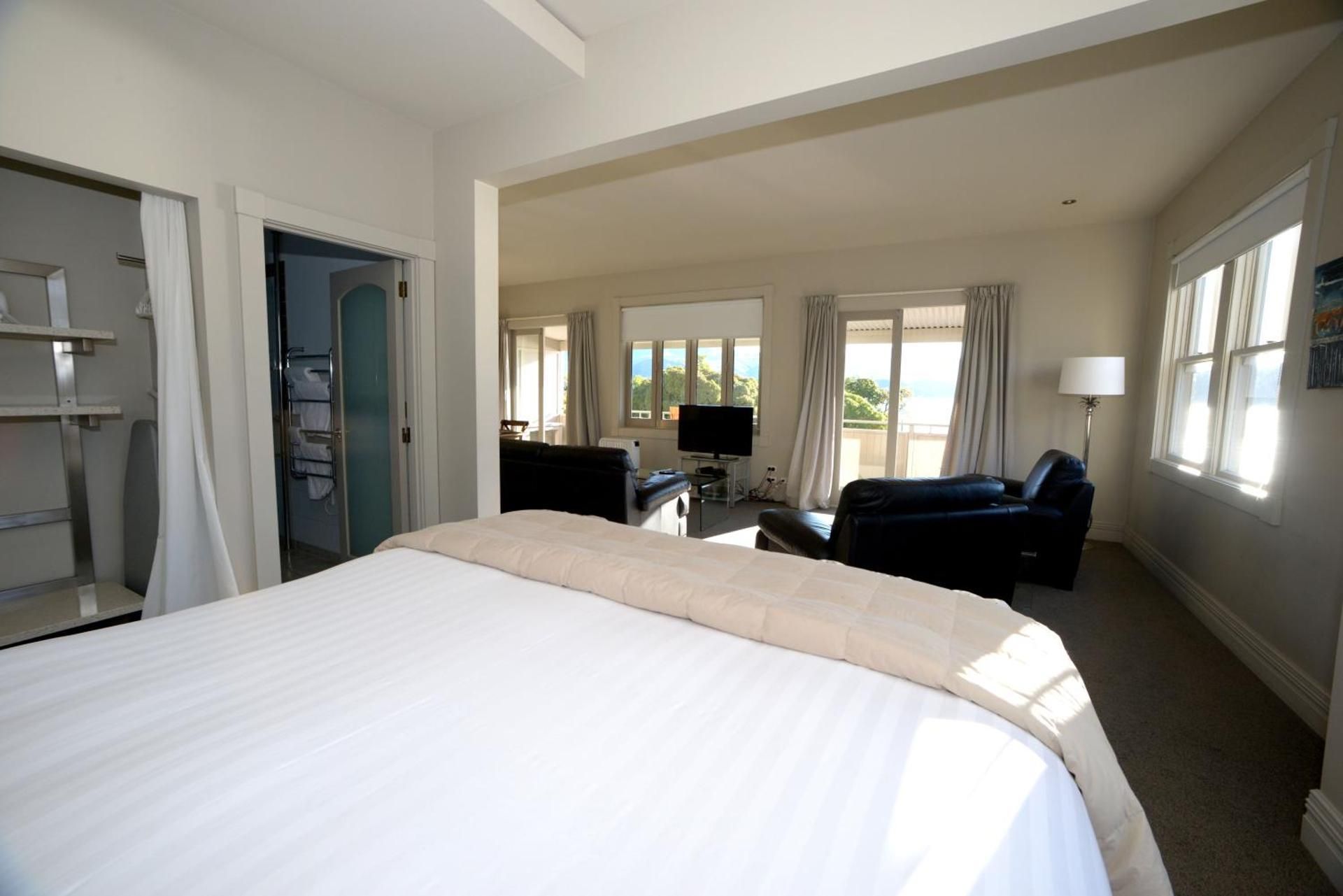 Penthouse Apartment - Adult Only