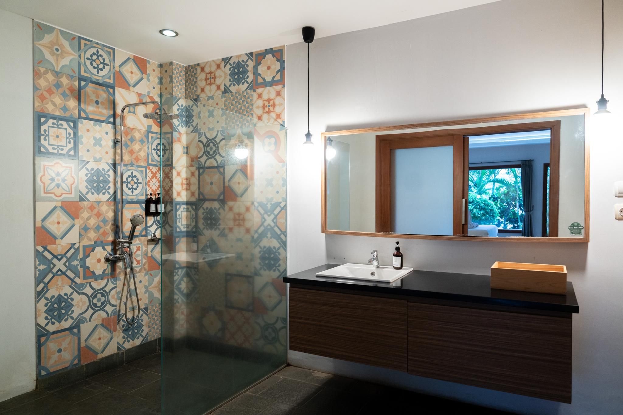 Executive Suite Garden View