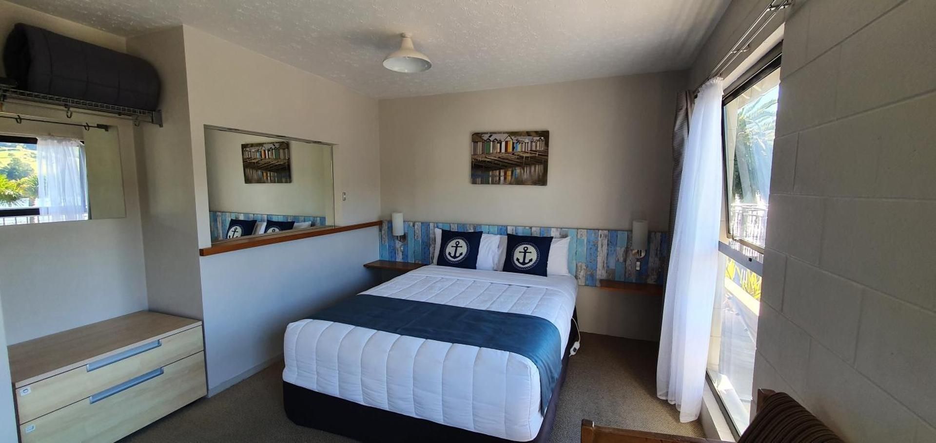 1-Bedroom Suite