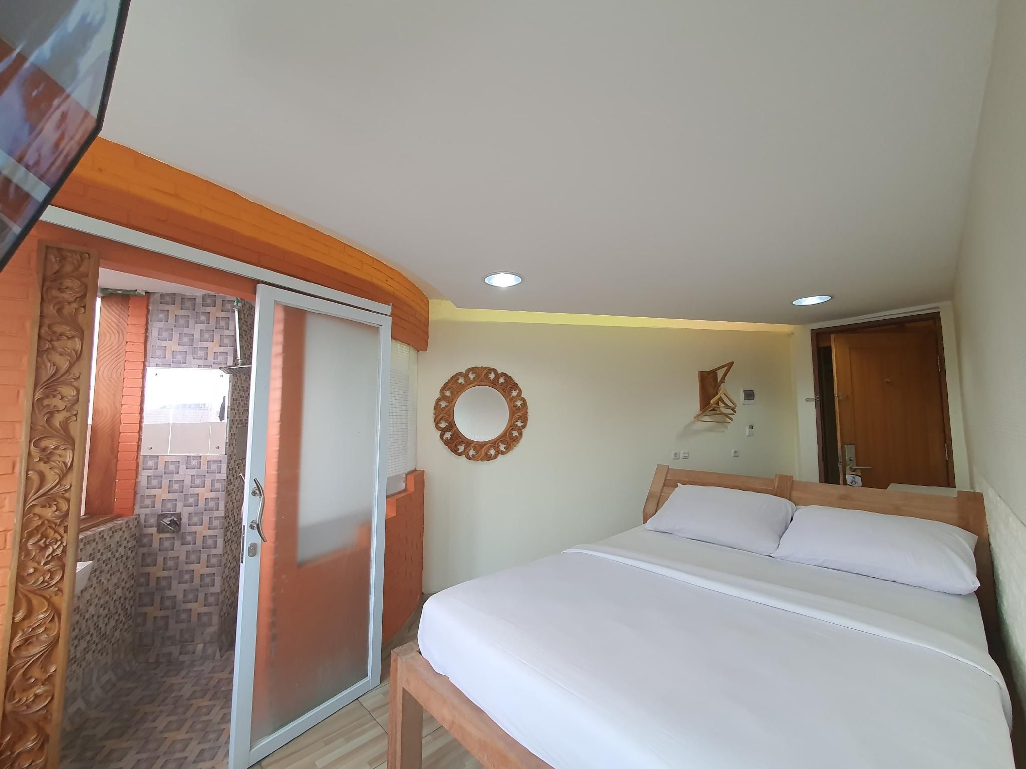 Java Retro Suites