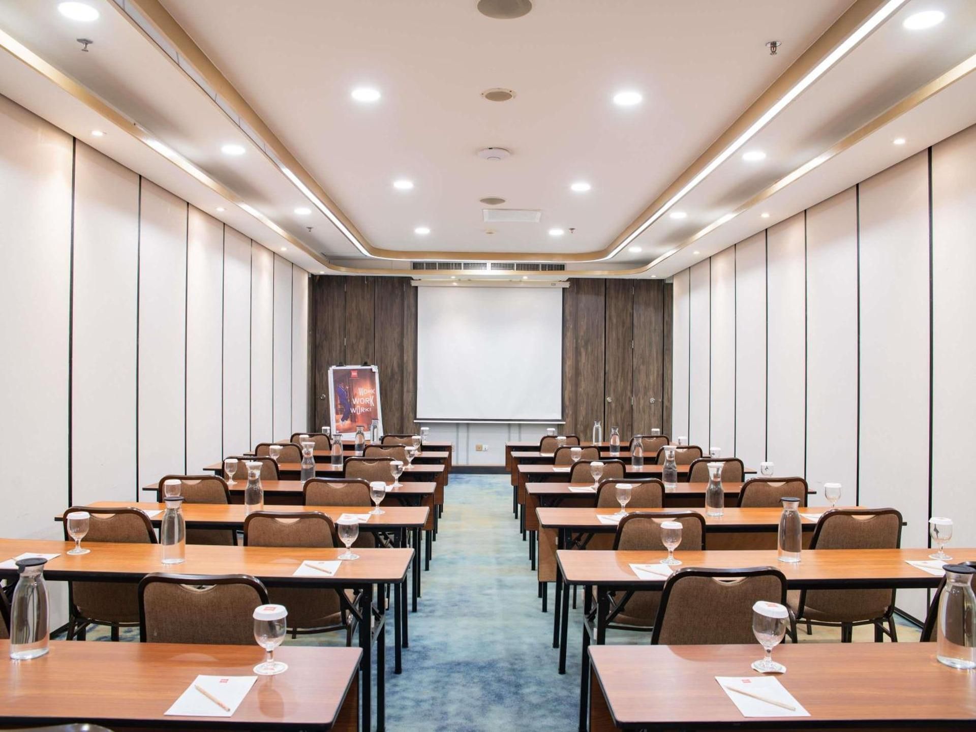 meeting room / ballrooms