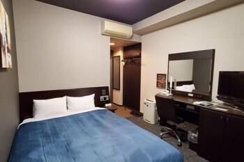 Standard Double Room with Small Double Bed - Smoking