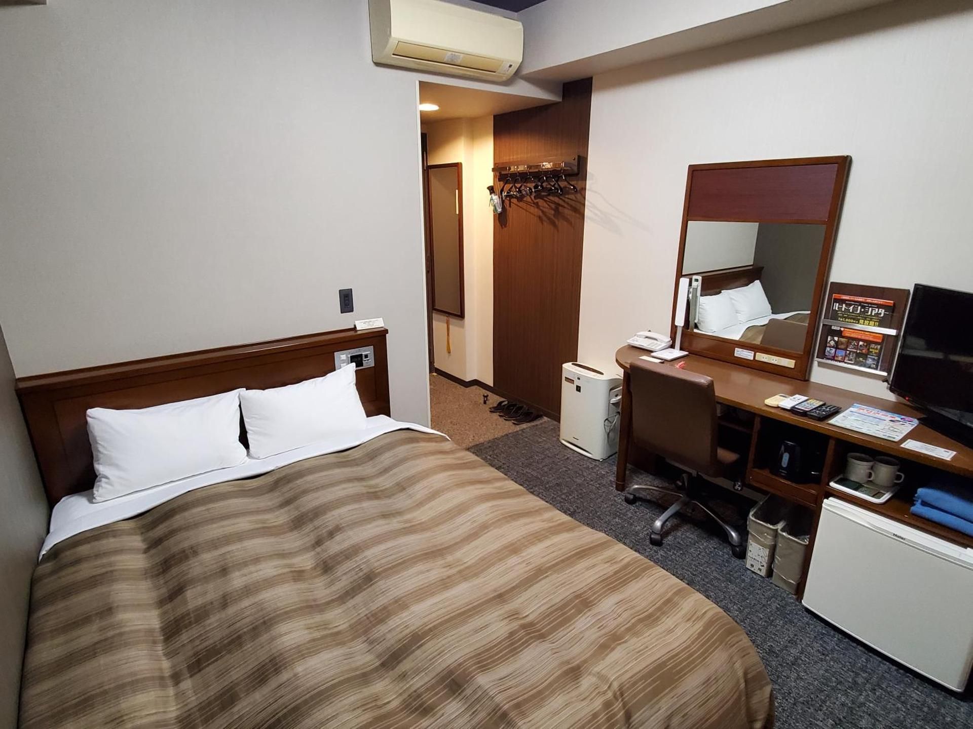Standard Double Room with Small Double Bed - Non-Smoking