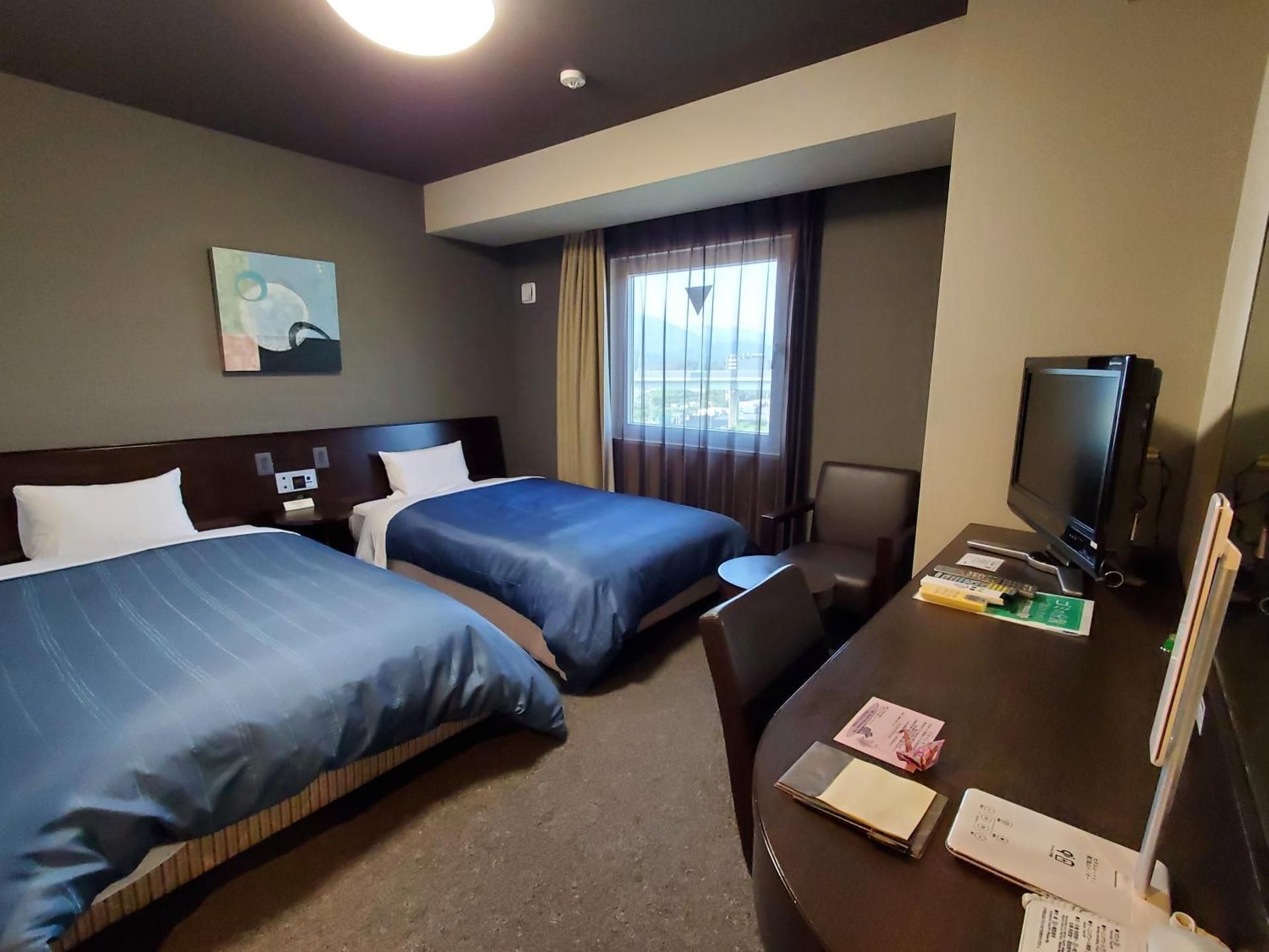 Twin Room - Non-Smoking