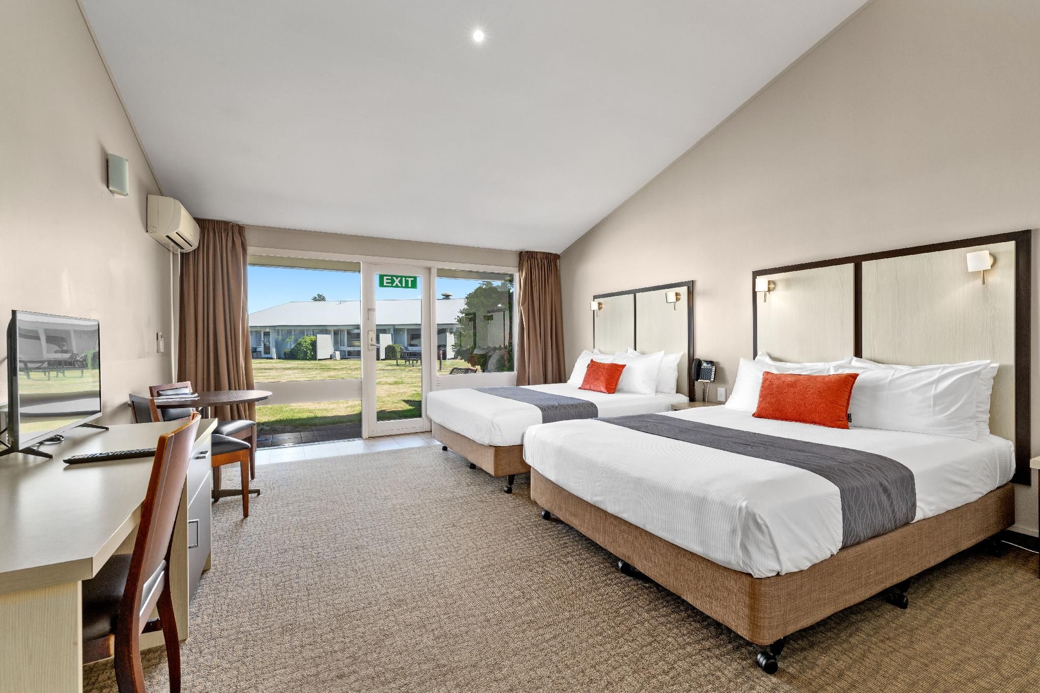 Copthorne Solway Park, Wairarapa Superior Twin