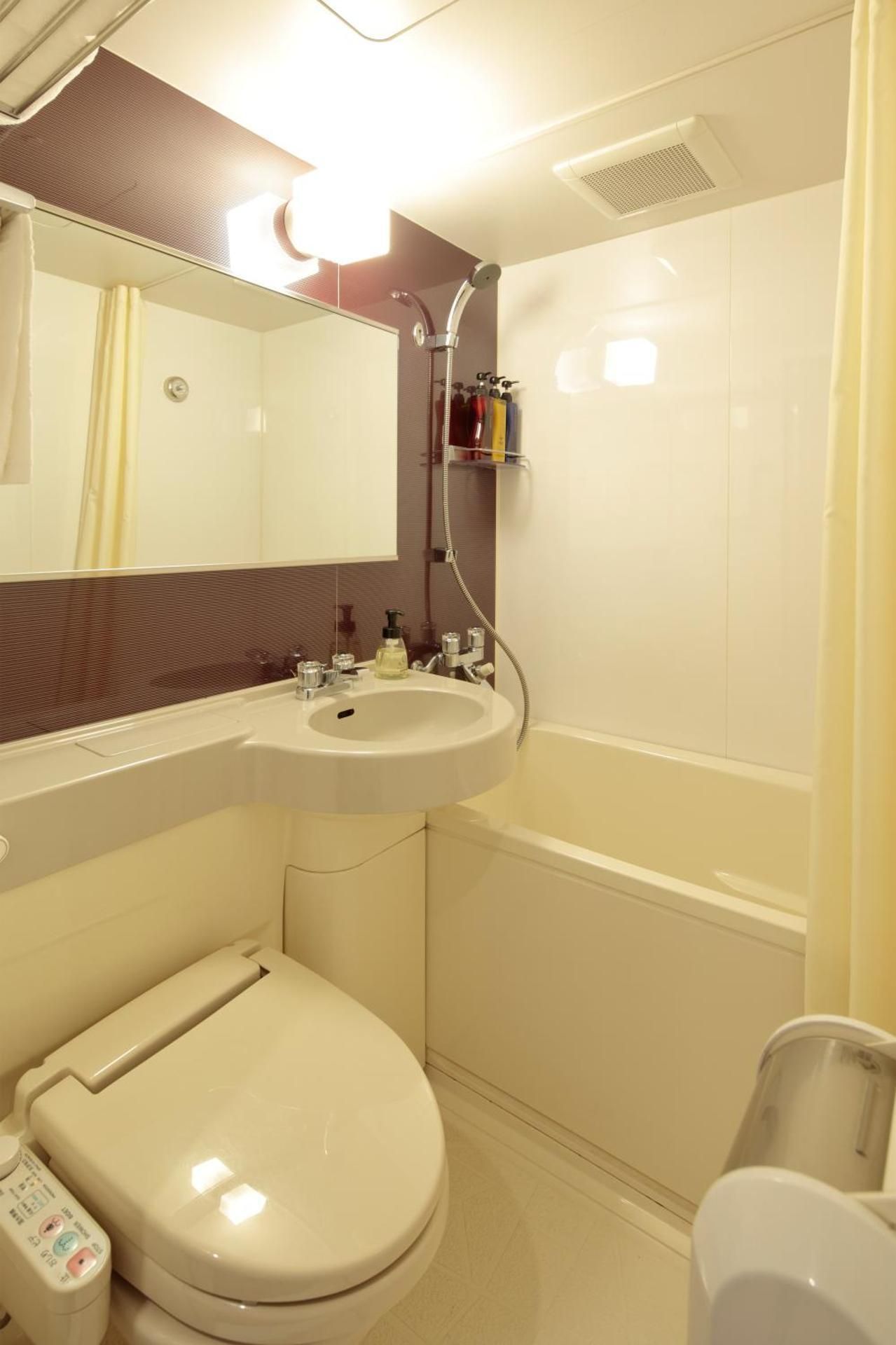 Moderate Double Room with Desk - Non-Smoking