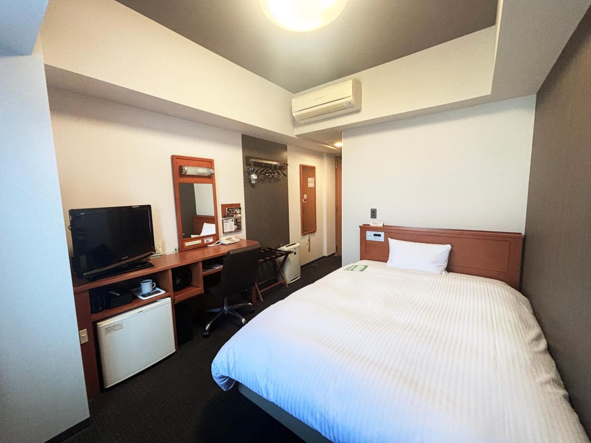 Single Room - Non-Smoking