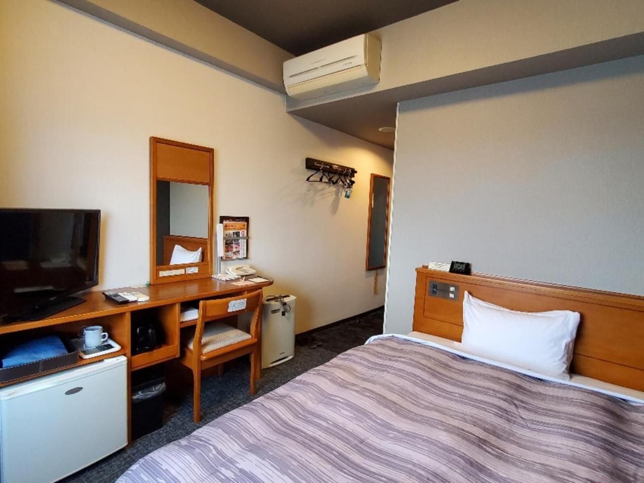 Single Room - Non-Smoking