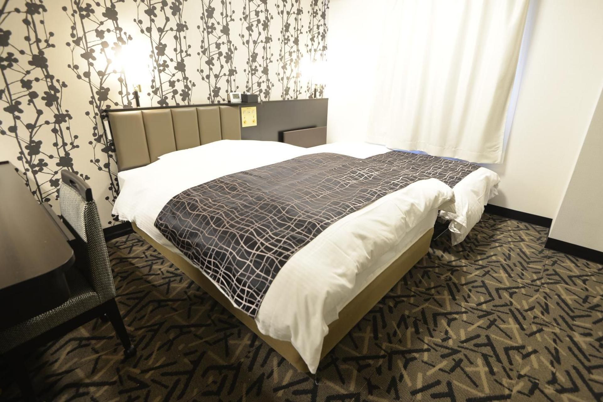 Small Twin Room