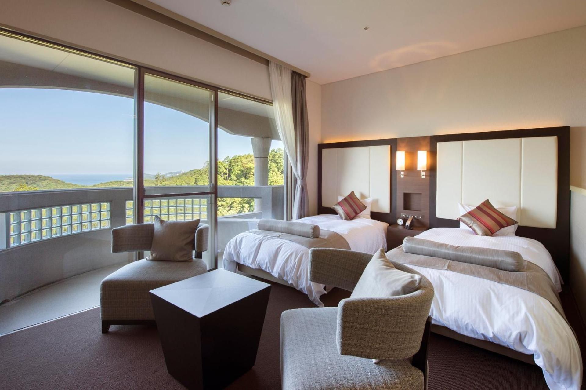Deluxe Japanese-Western-style room