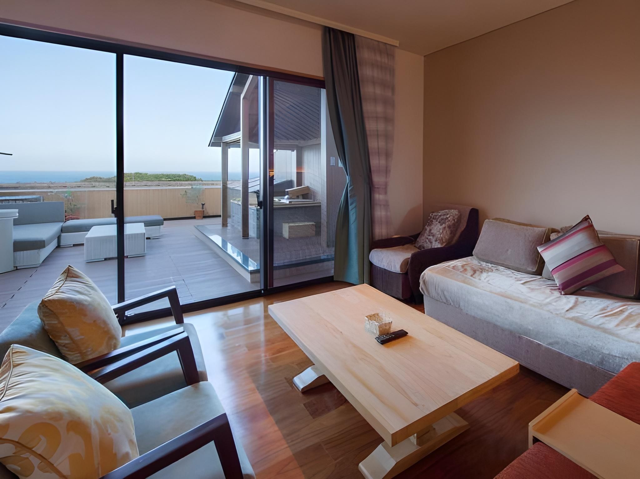 Ocean View Top Floor Open-Air Natural Hot Spring Bath-Premium Twin Room
