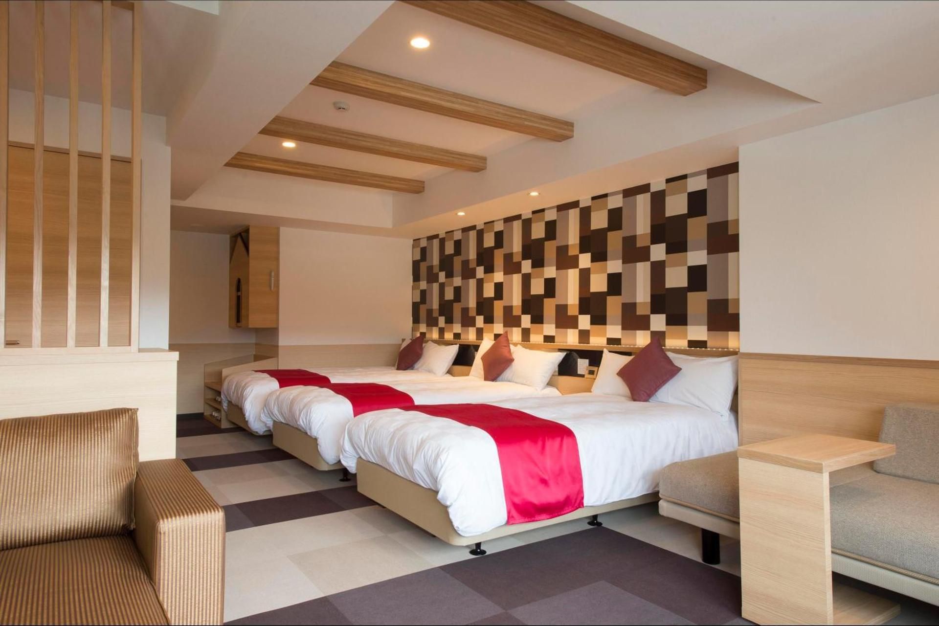 Deluxe Triple Room