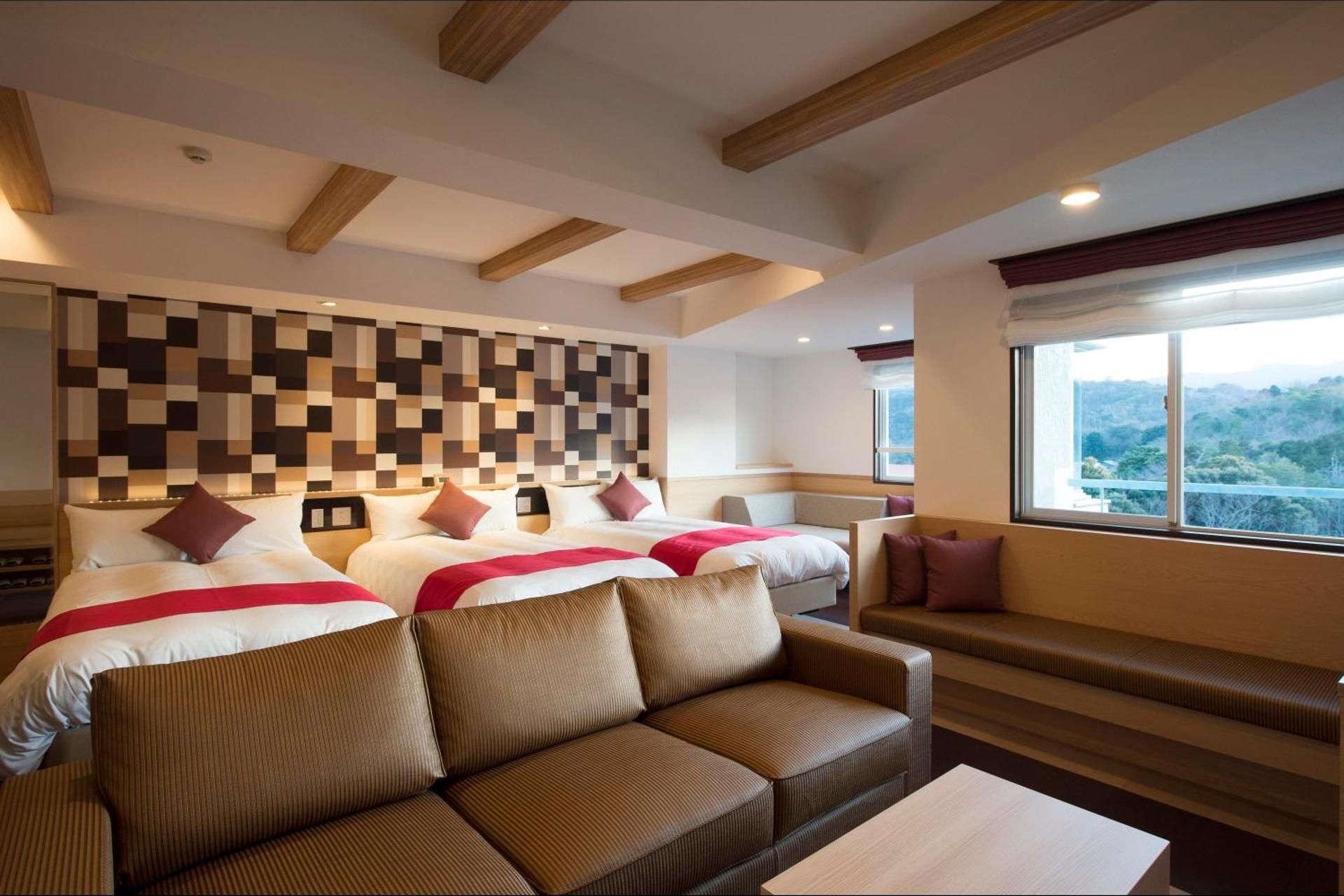 Deluxe Triple Room