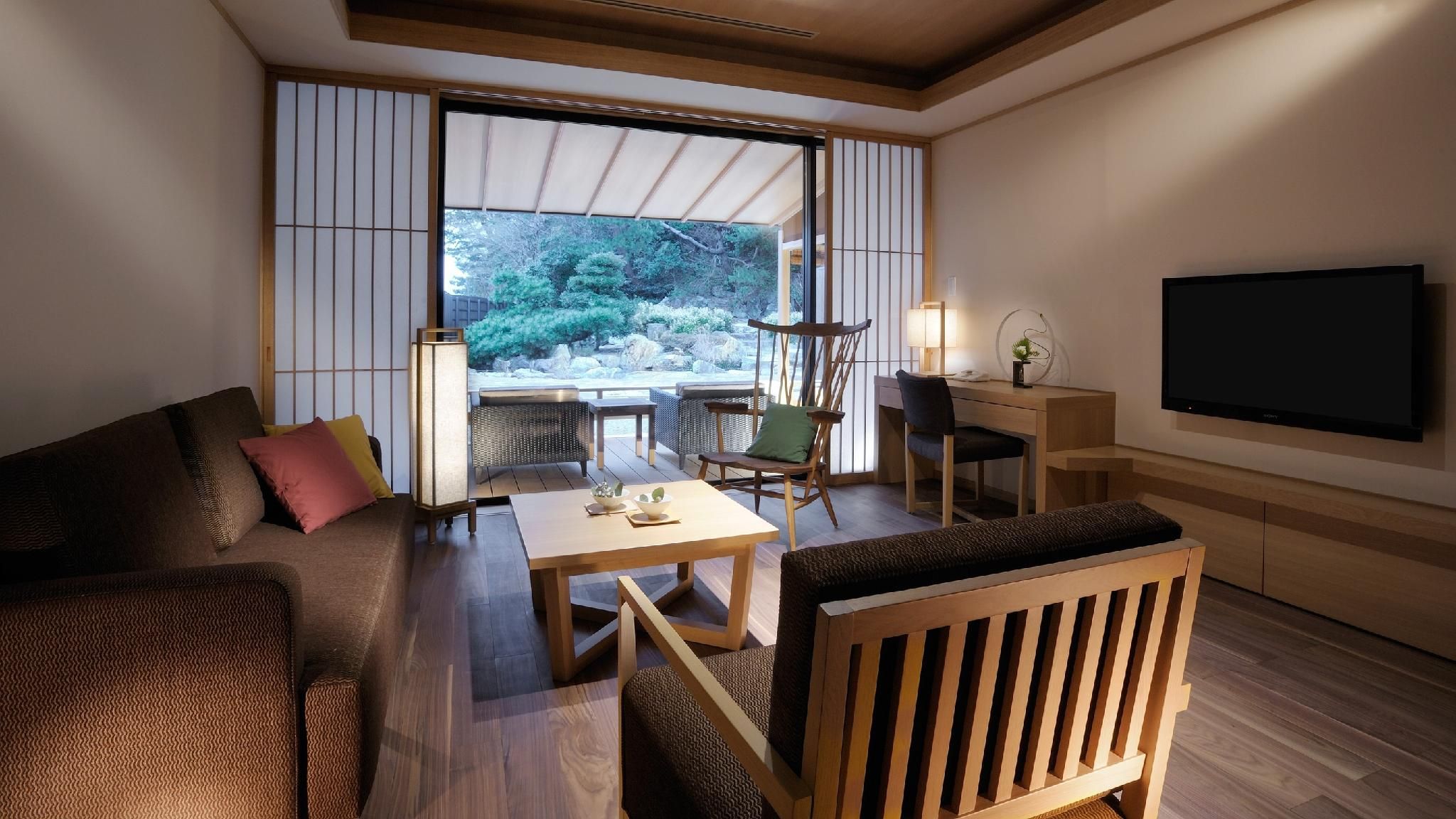 Premium Suite