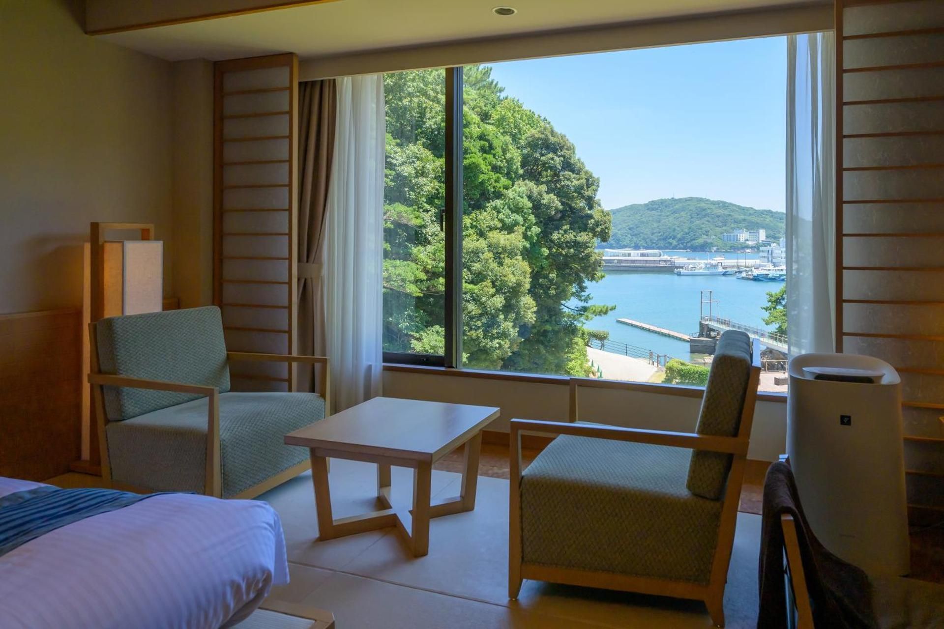 Japanese Modern Style Twin Room