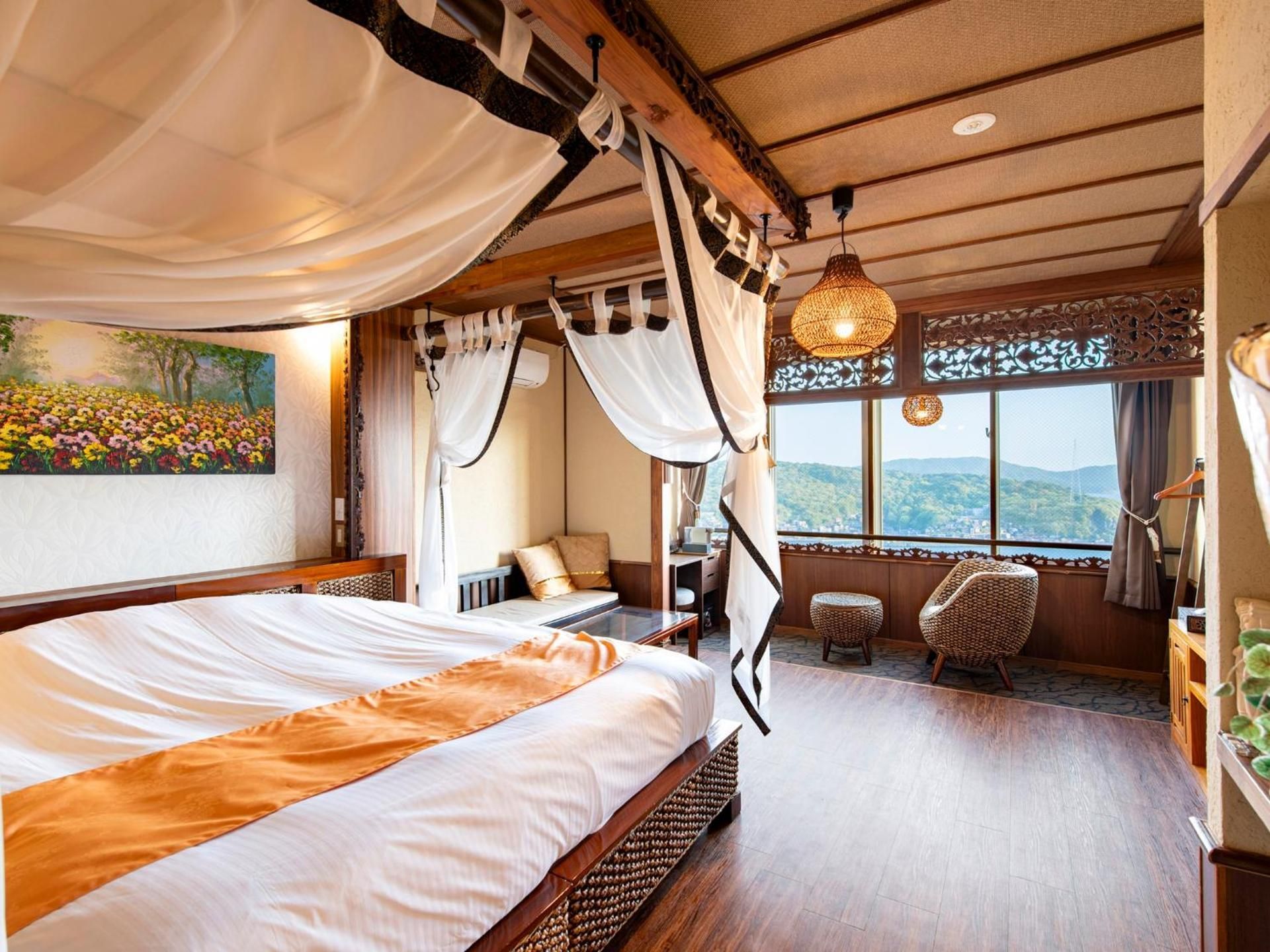 King Room