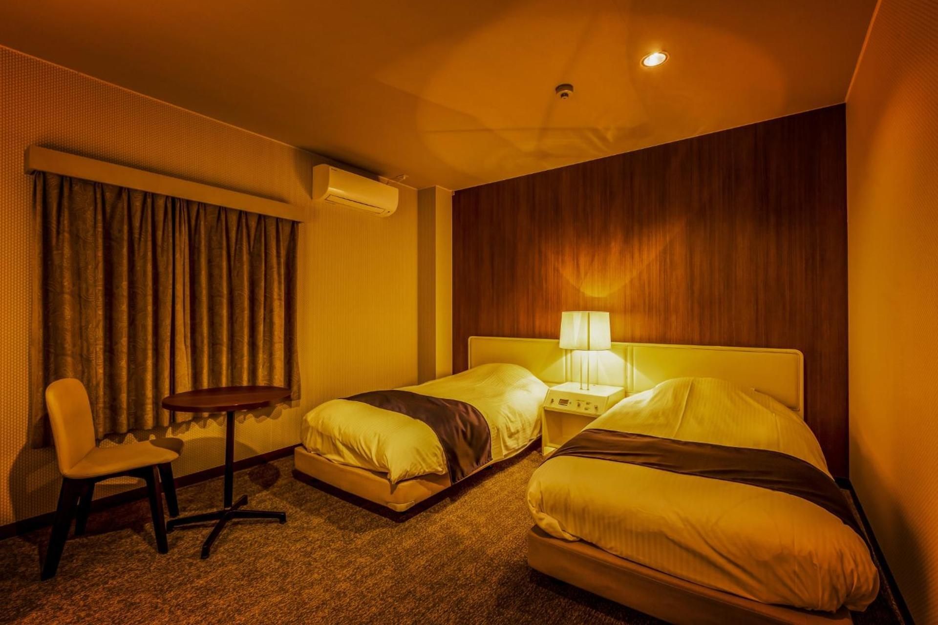 Economy Twin Room