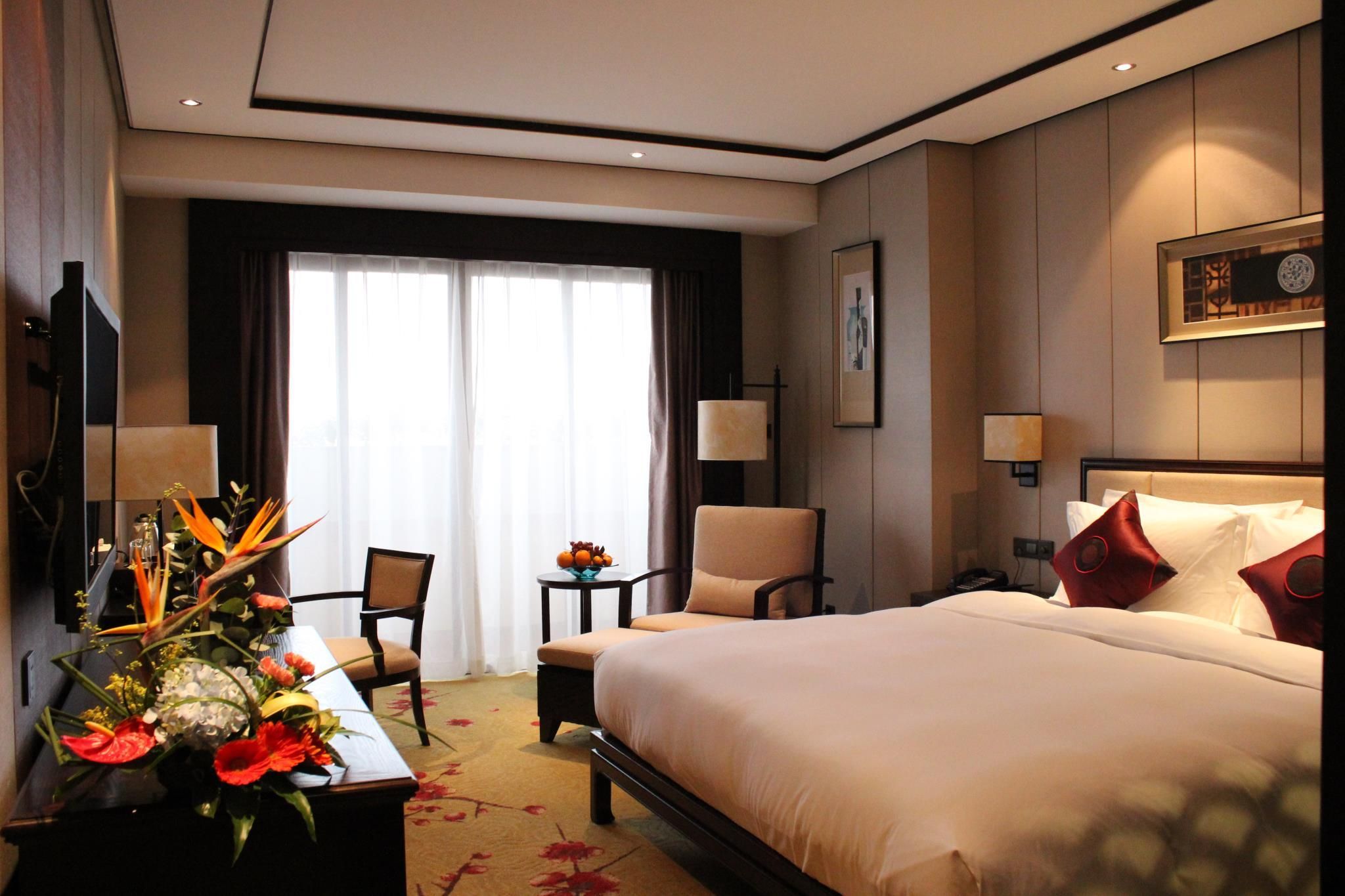 Boutique Queen Room