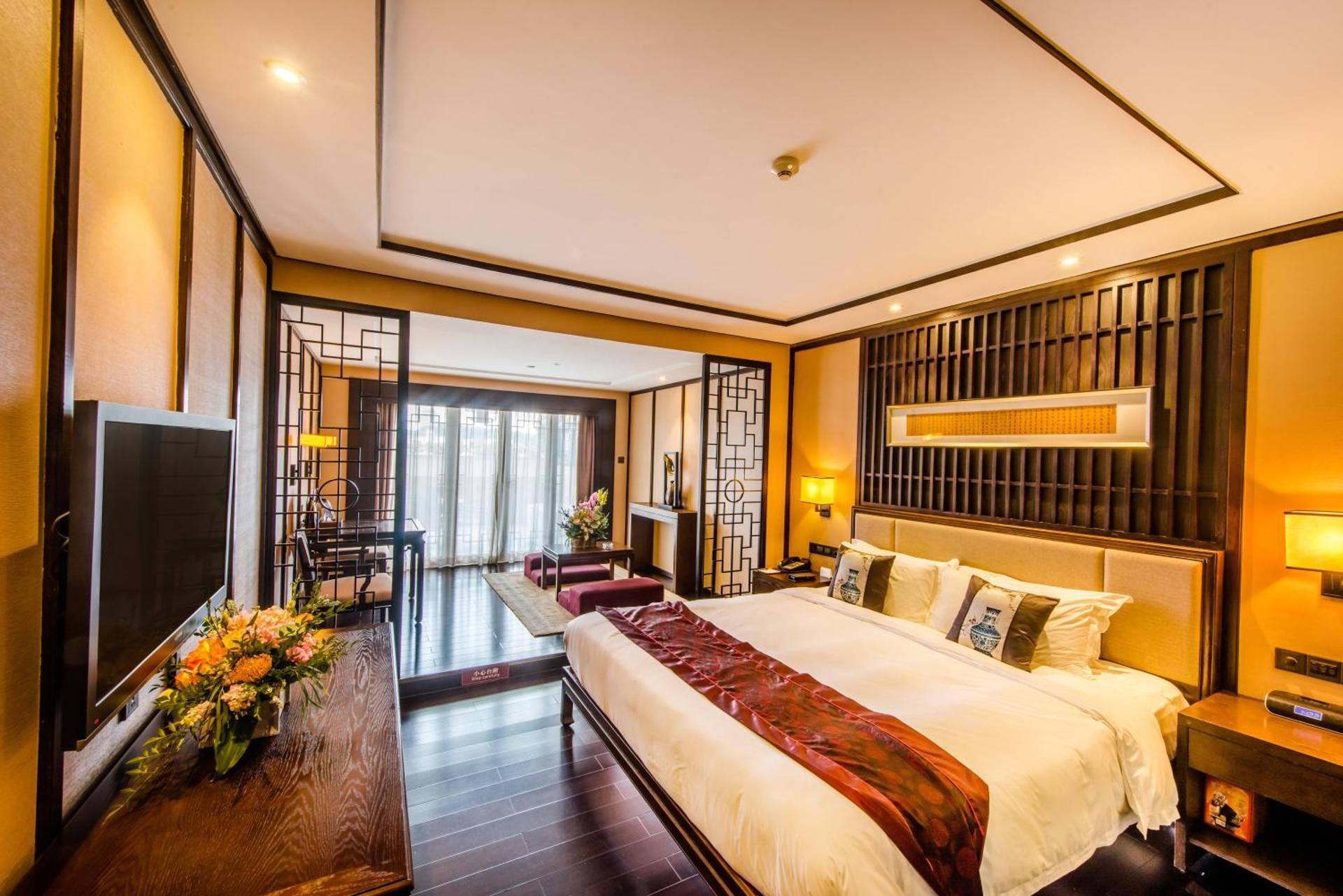 Boutique King Room