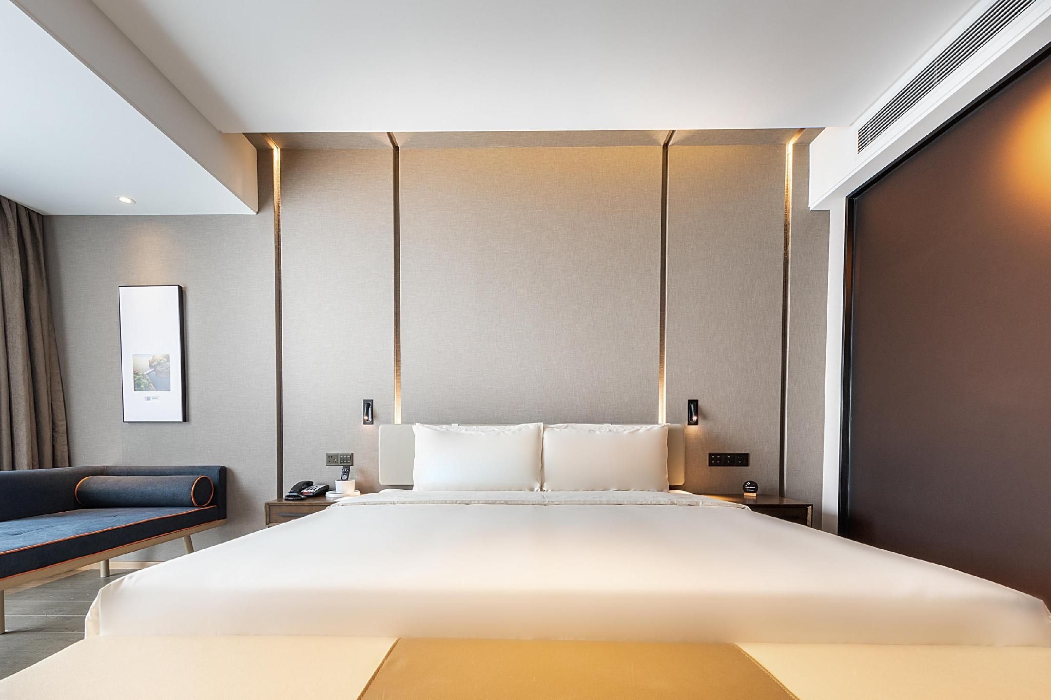 Executive room, Guest room, 1 Queen