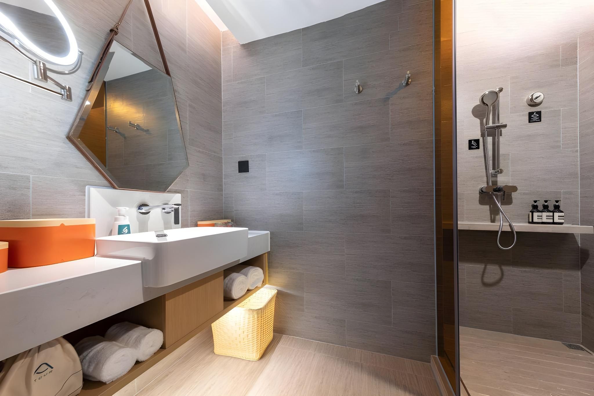 Executive room, Guest room, 1 Queen