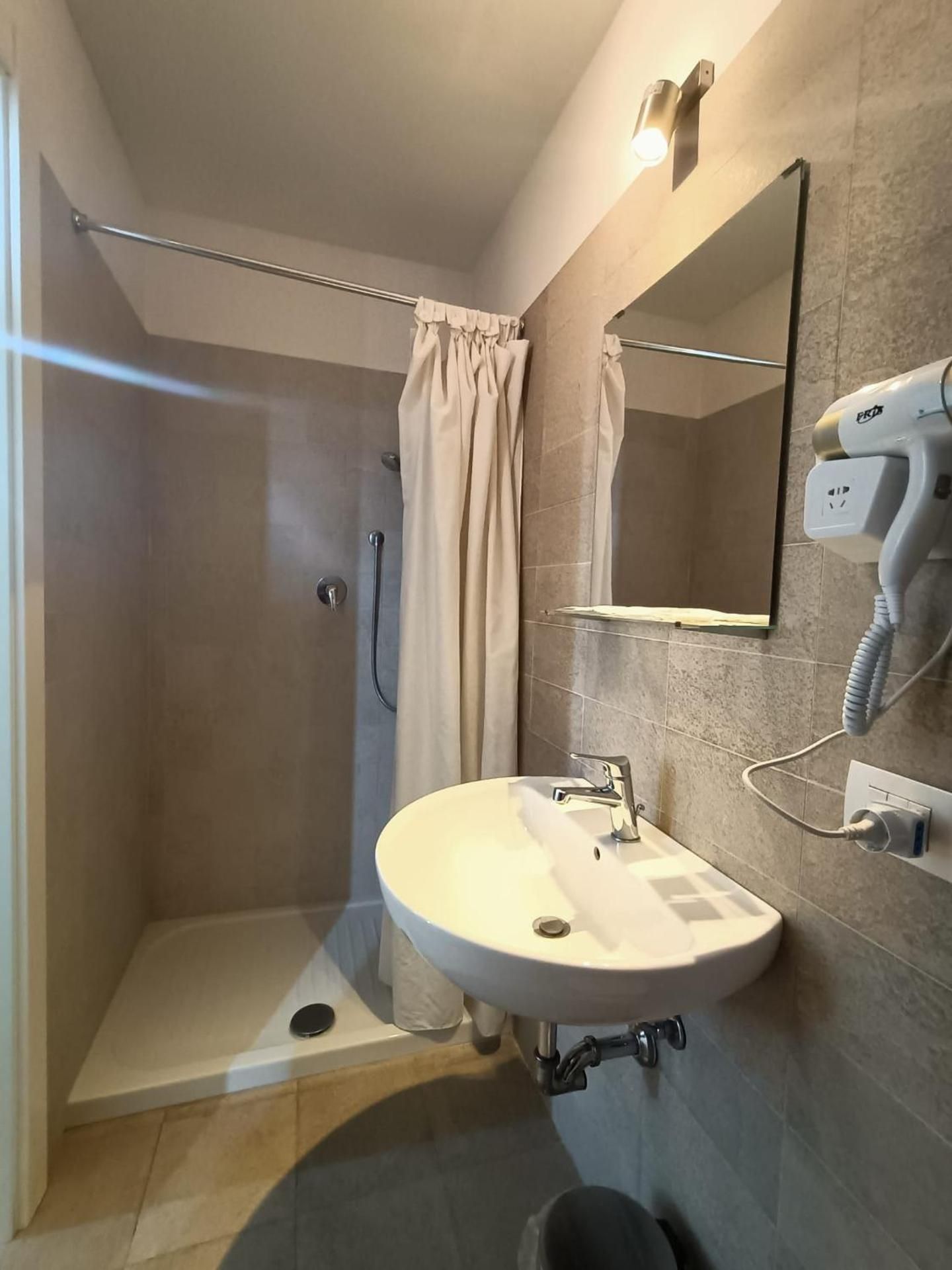 Quadruple Room with Bathroom