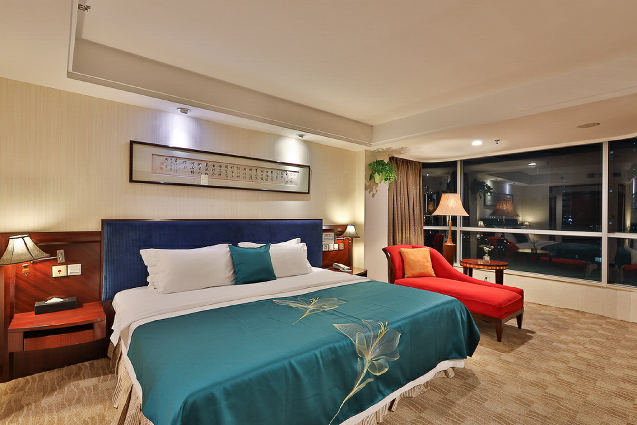 Superior Suite with King Bed
