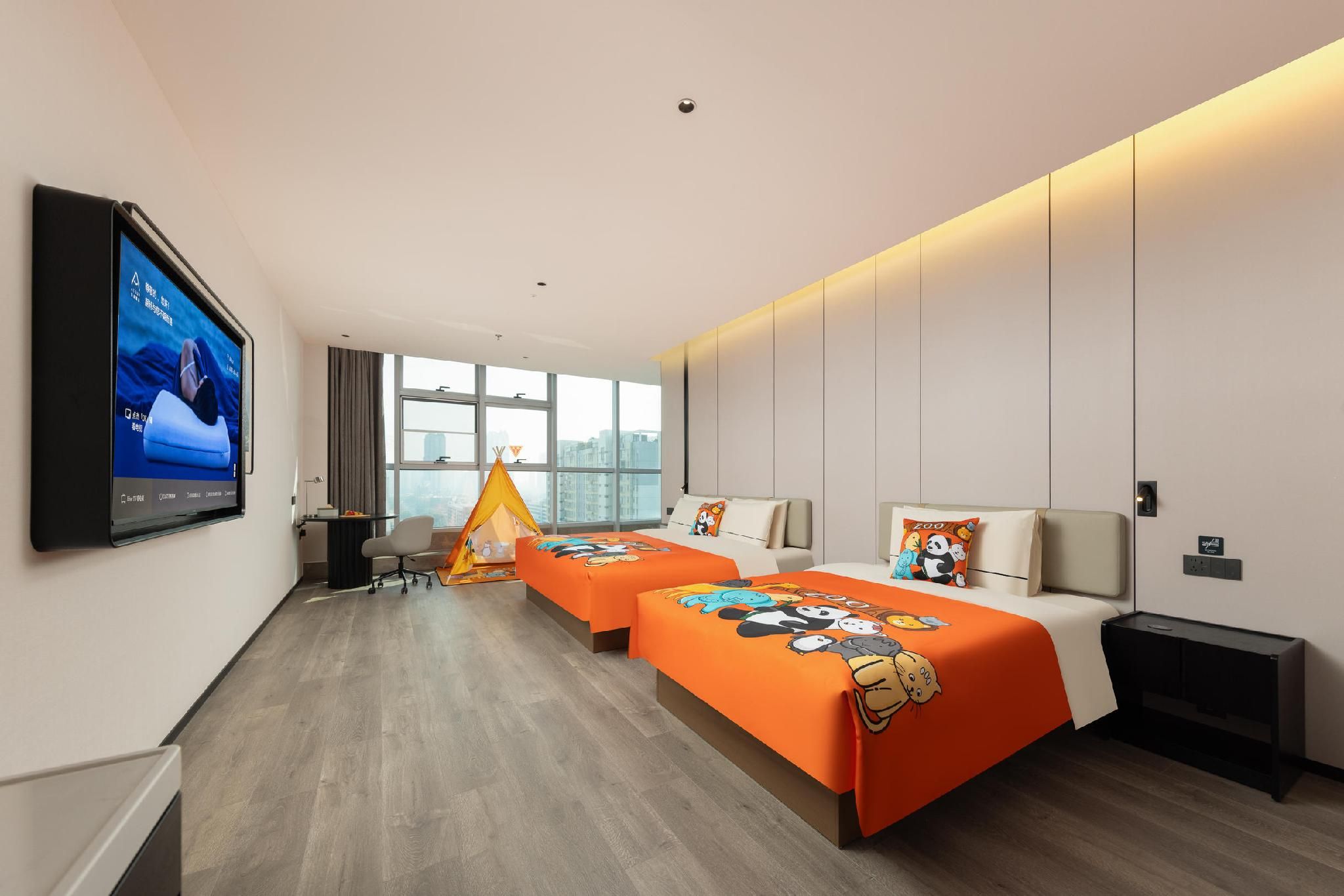 Atour - Premier Parent Kid Room